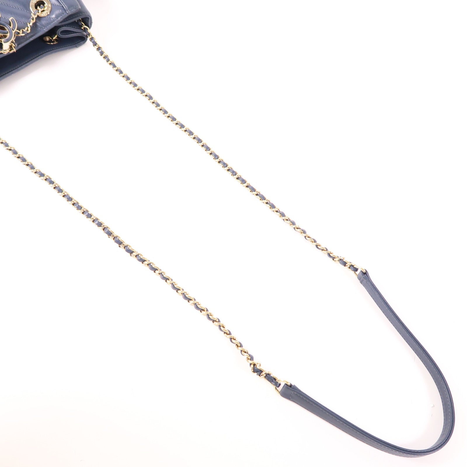 CHANEL 皮革Drawstring Bag金扣鏈帶肩背袋