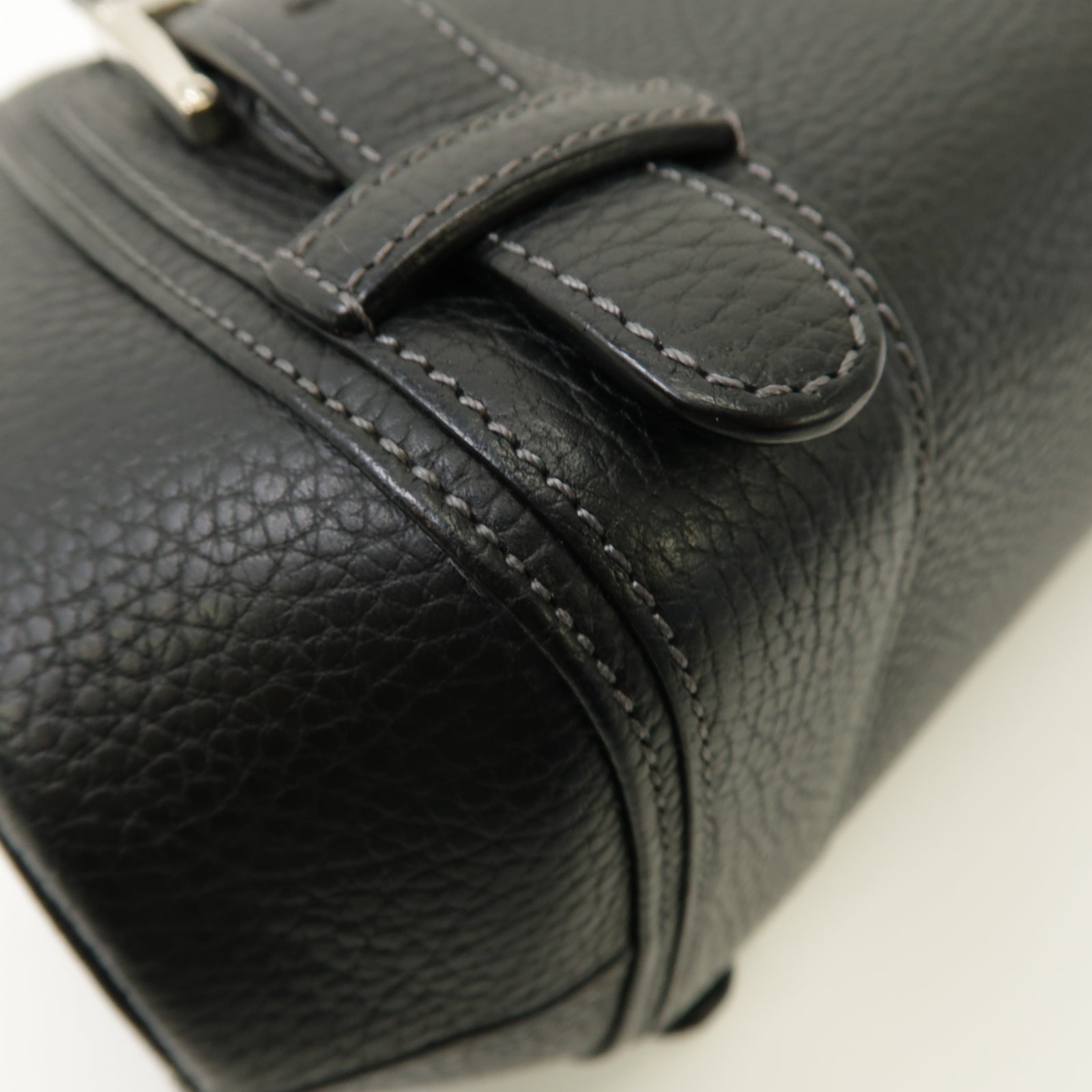 LOEWE 【激減優惠】牛皮皮革Hand Bag銀扣手挽袋黑色