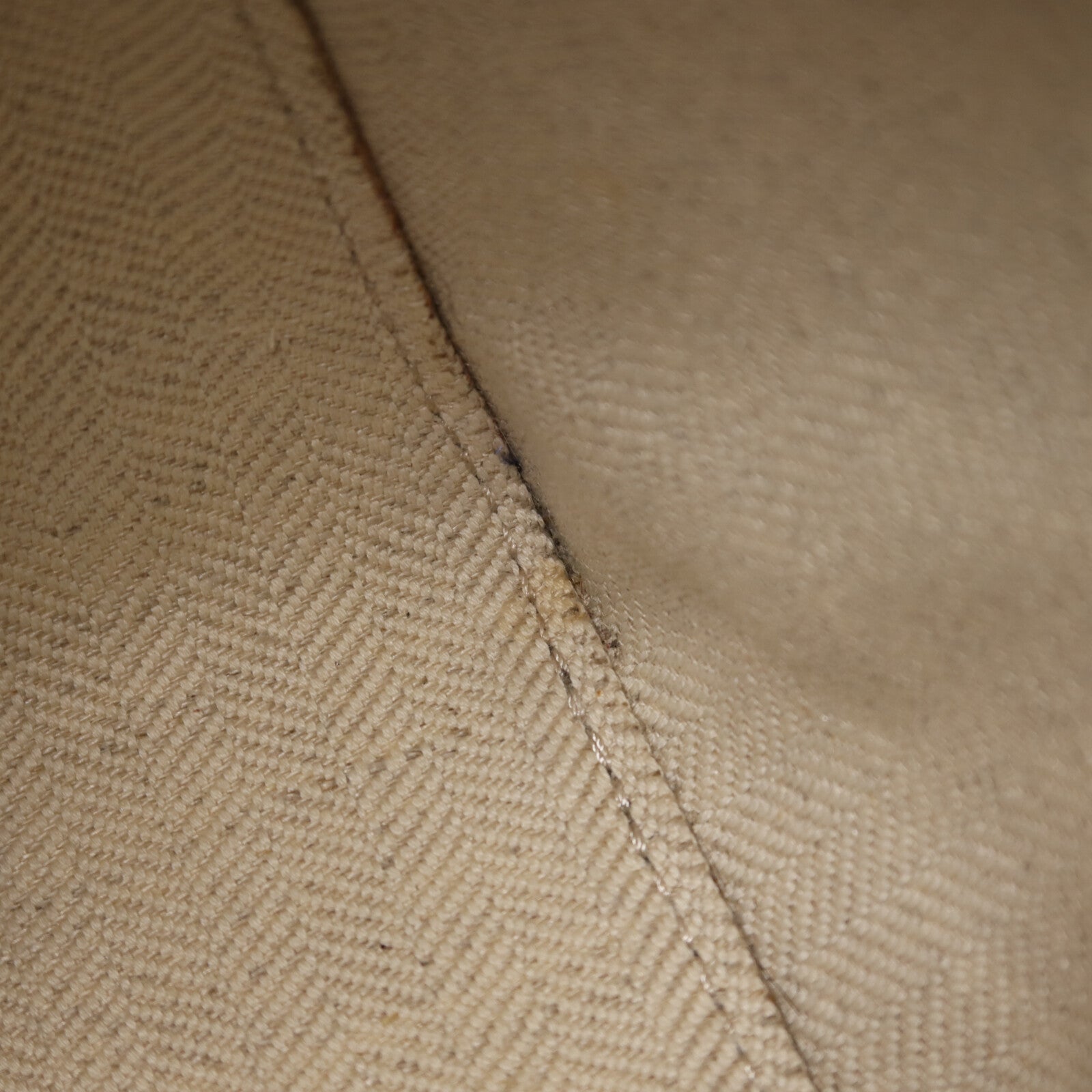 LOEWE 牛皮皮革Mini Hammock Hobo金扣手挽肩背兩用袋