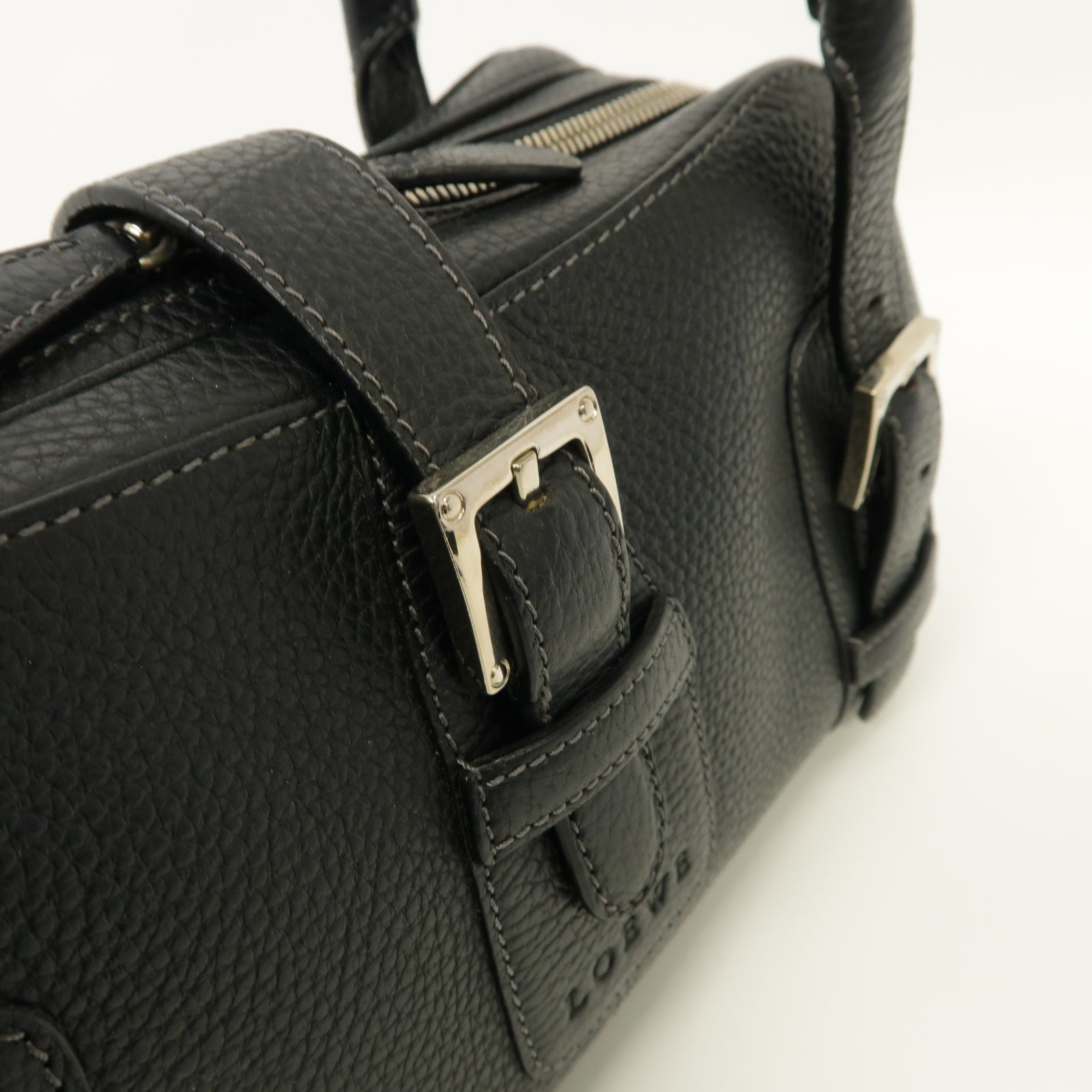 LOEWE 【激減優惠】牛皮皮革Hand Bag銀扣手挽袋黑色