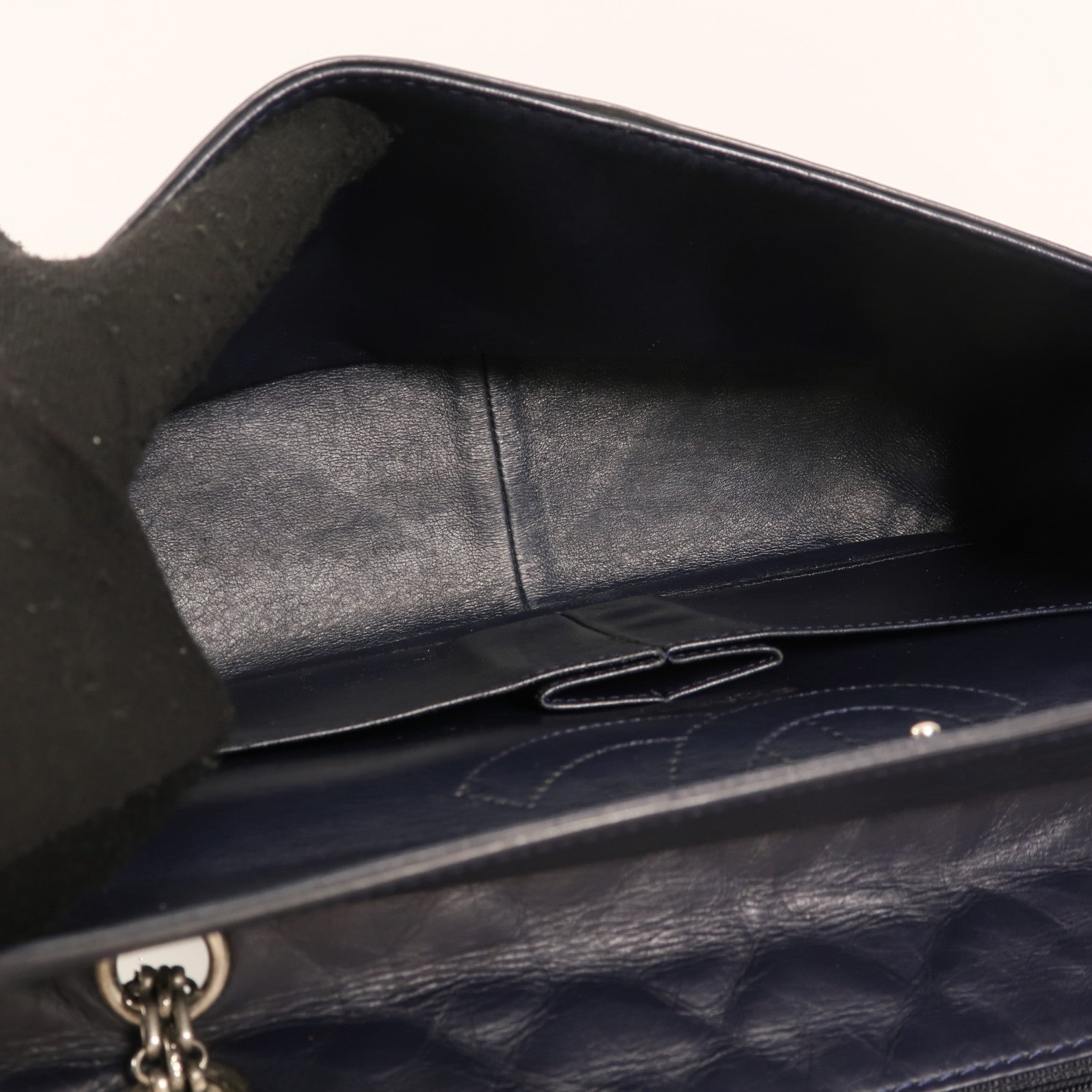 CHANEL 牛皮皮革2.55 Medium銀扣鏈帶肩背袋