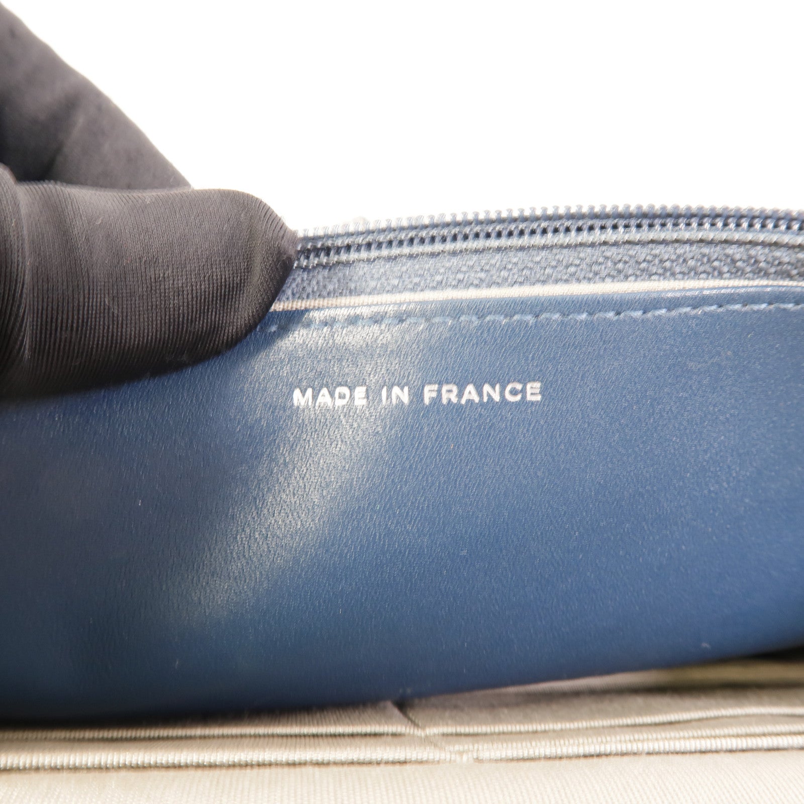 CHANEL 牛皮皮革WOC Wallet On Chain鏈帶肩背袋