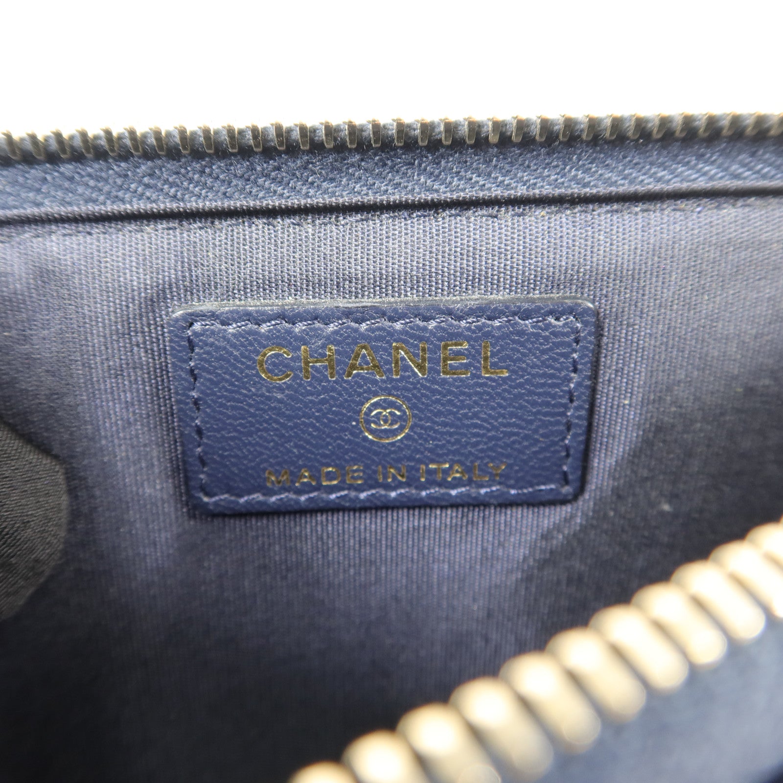 CHANEL 【激減優惠】羊皮皮革Classic Phone Pouch with Zipper長錢包