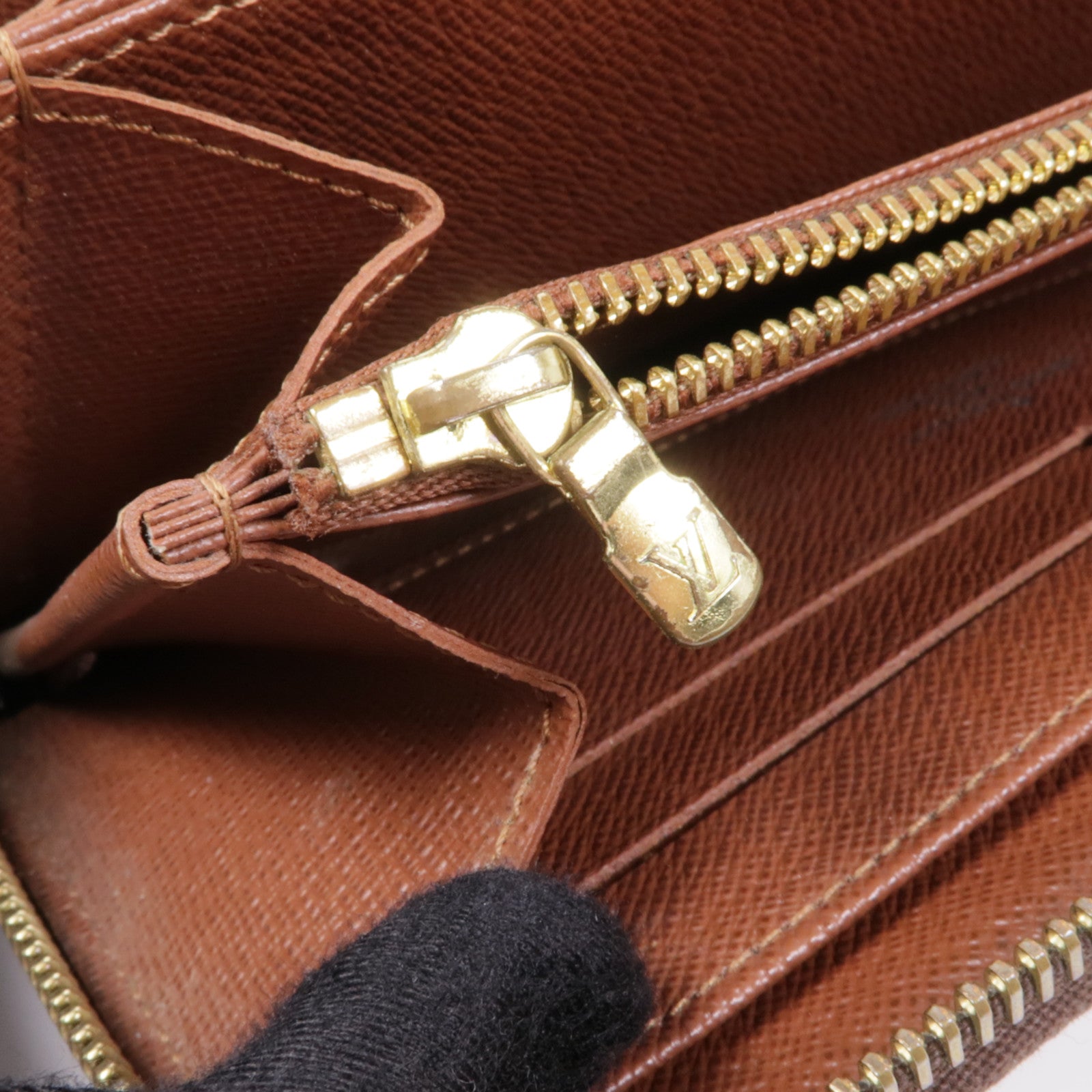 LOUIS VUITTON Monogram Zipper Long Wallet金扣長錢包