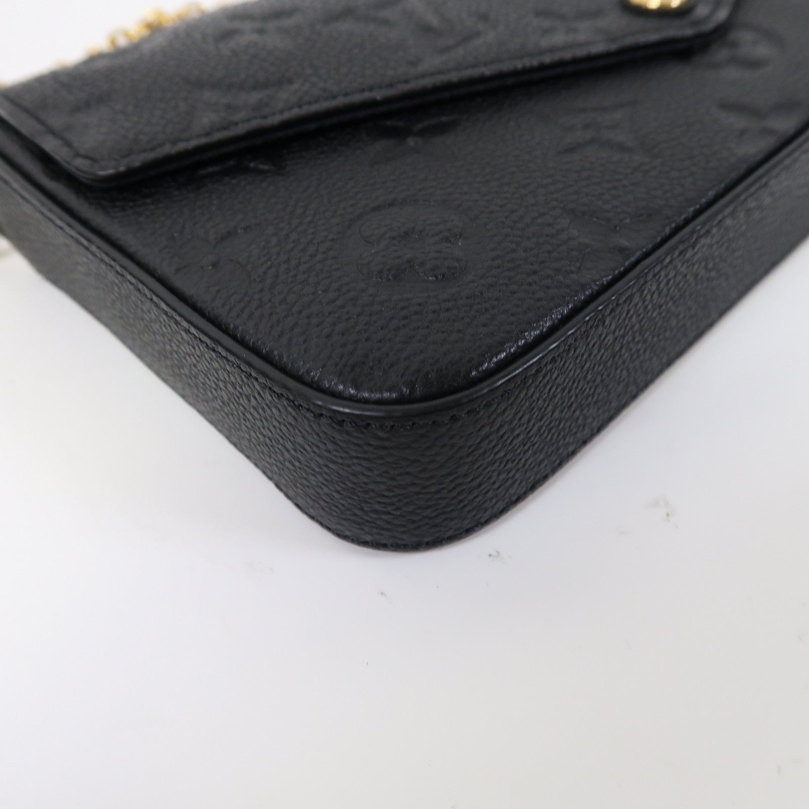 LOUIS VUITTON Monogram Empreinte Felicie Pochette金扣鏈帶肩背袋黑色