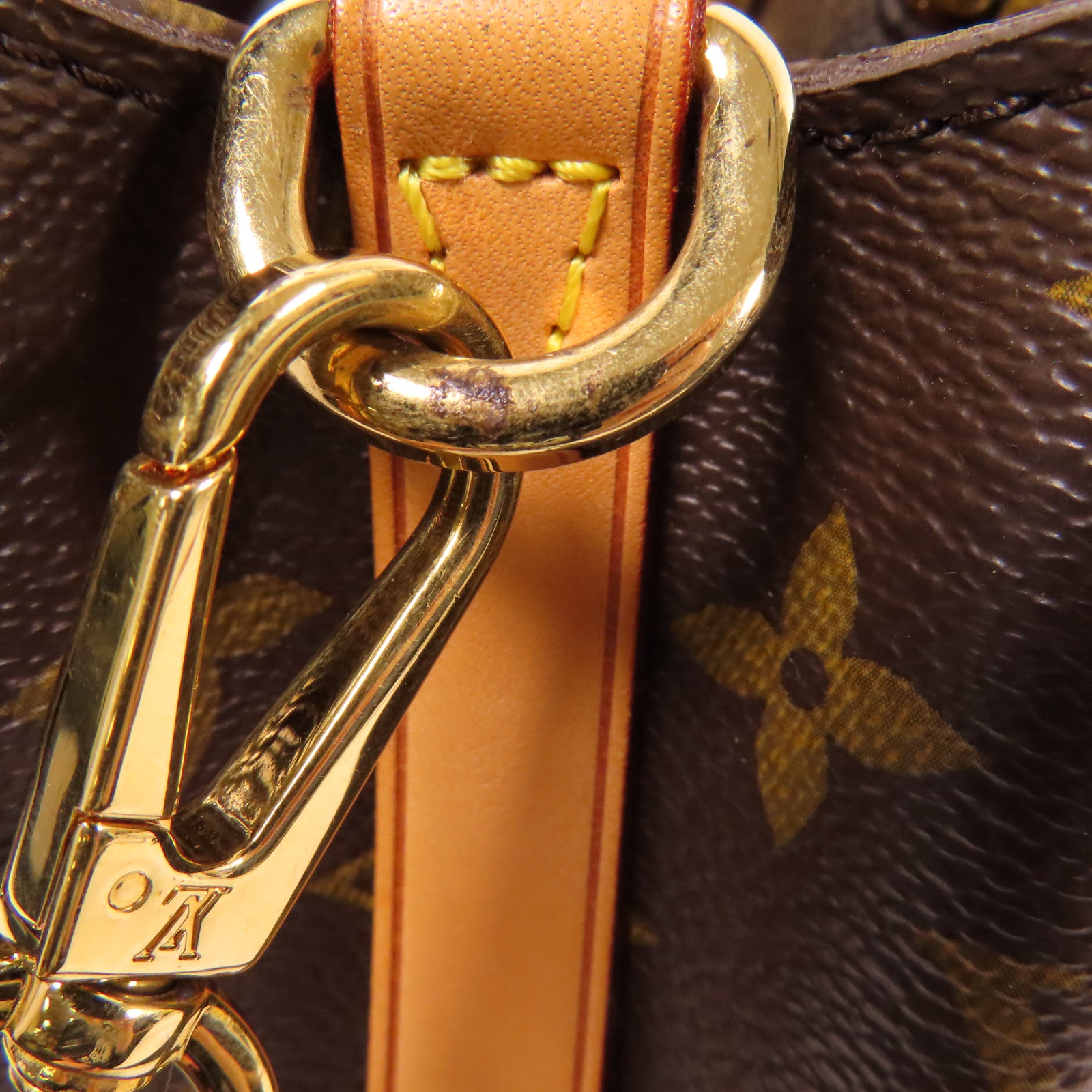 LOUIS VUITTON Monogram Montaigne BB金扣手挽肩背兩用袋棕色