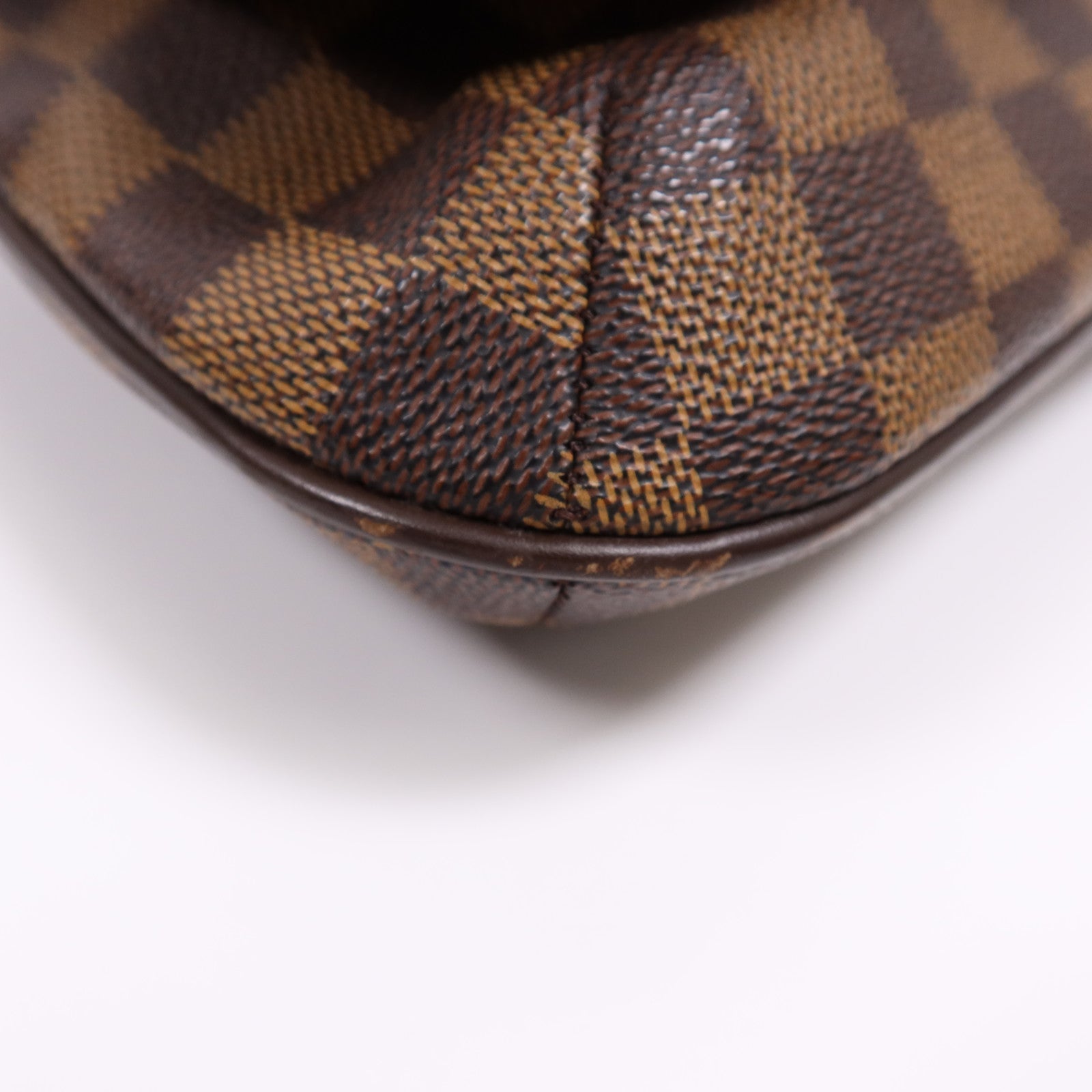 LOUIS VUITTON Damier Musette Tango金扣肩背袋棕色