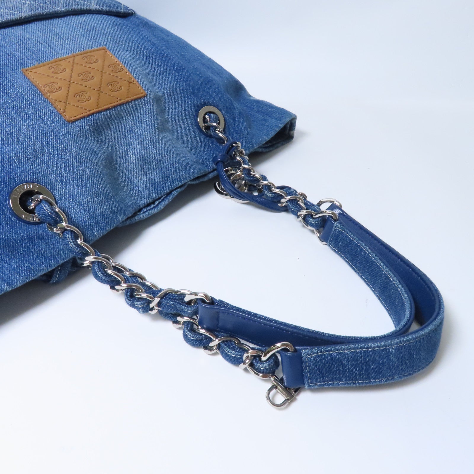 CHANEL 【激減優惠】牛仔布Tote Bag銀扣鏈帶手挽袋藍色
