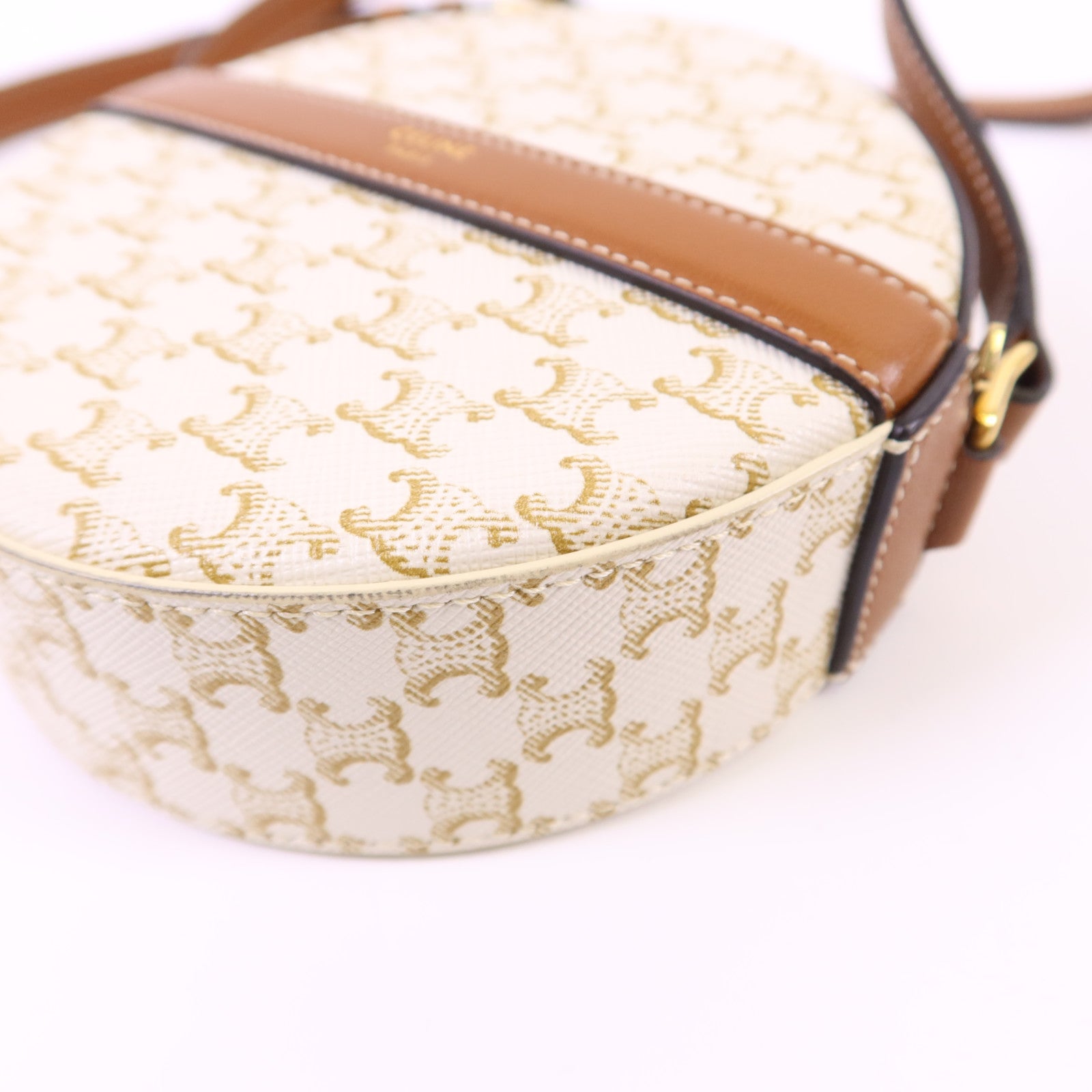 CELINE 【激減優惠】塗層帆布Triomphe Round Shoulder Bag金扣肩背袋