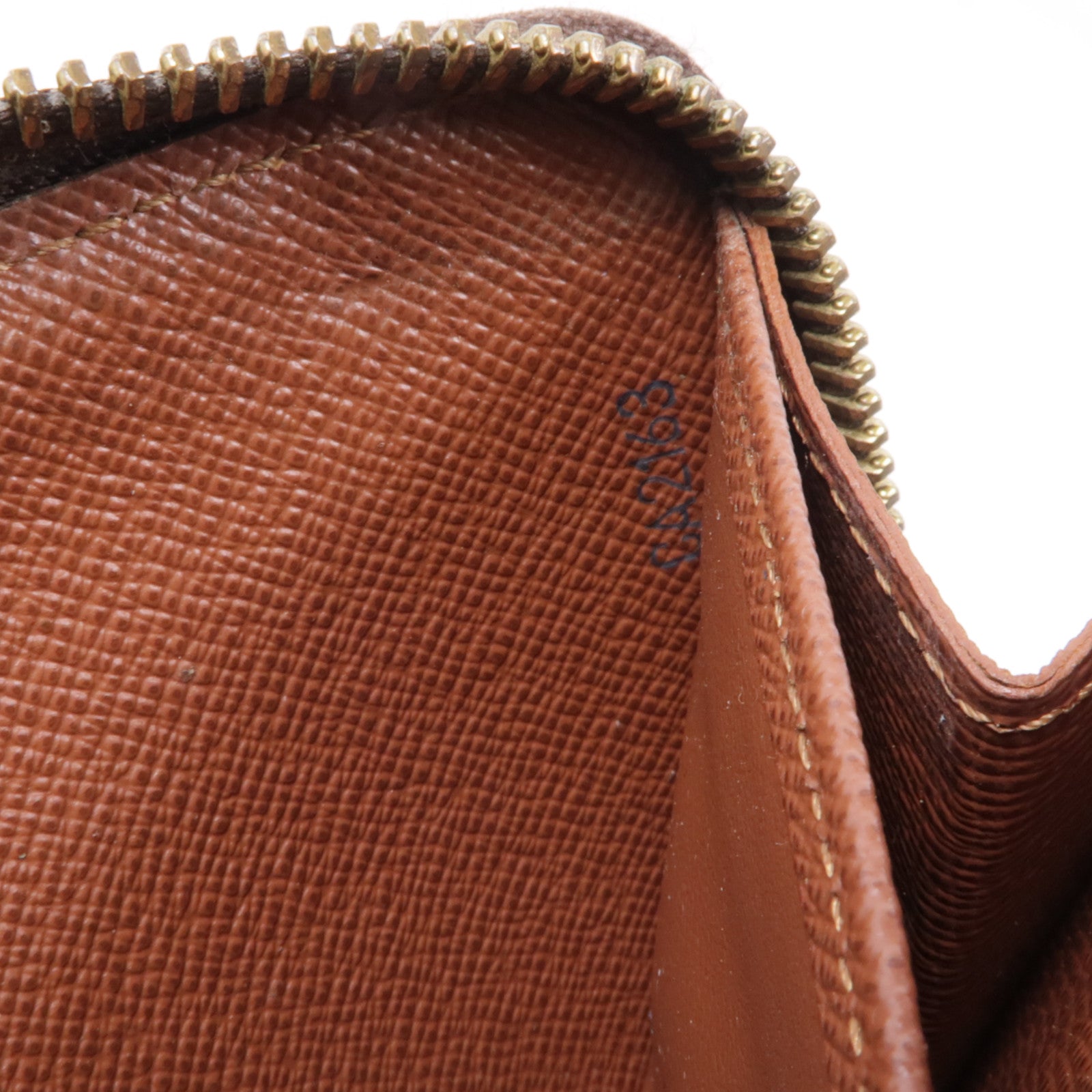 LOUIS VUITTON Monogram Zipper Long Wallet金扣長錢包