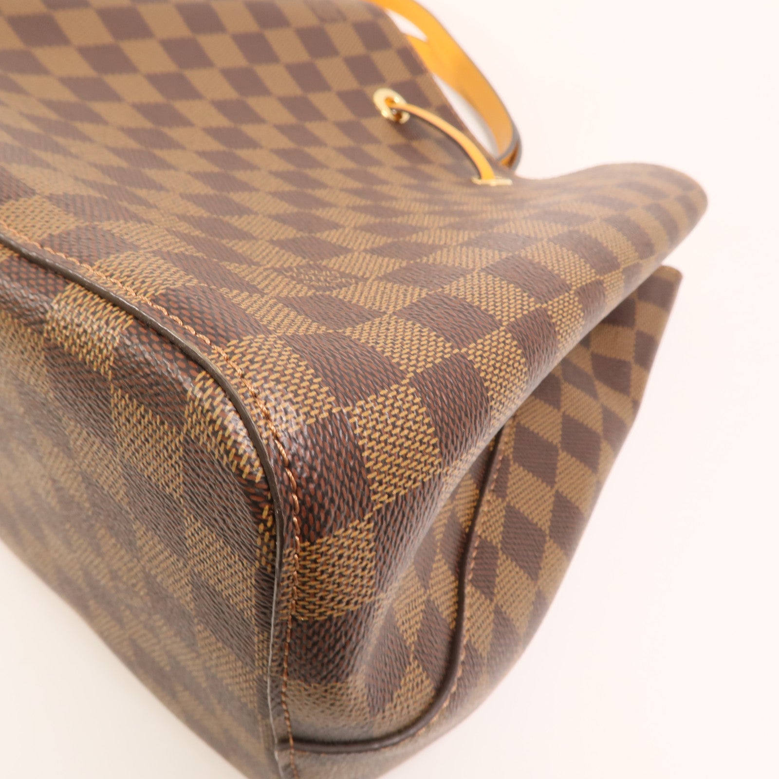 LOUIS VUITTON 【激減優惠】Damier NeoNoe MM金扣肩背袋
