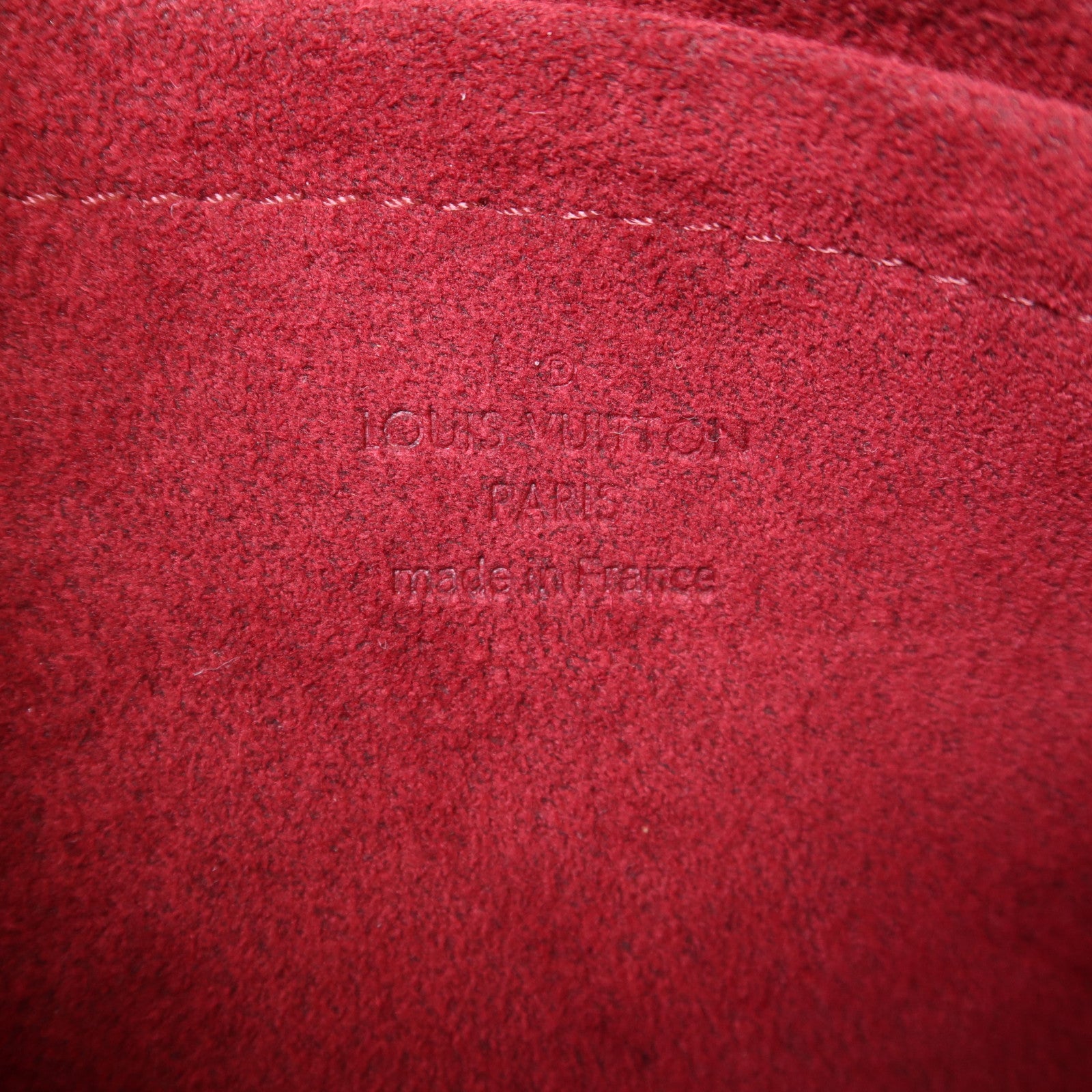 LOUIS VUITTON Damier Pochette Milla MM金扣鏈帶肩背袋