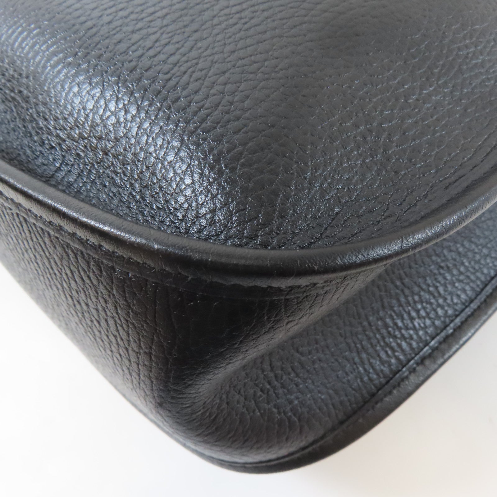 HERMES Ardennes皮革Evelyne GM金扣肩背袋Noir/黑色