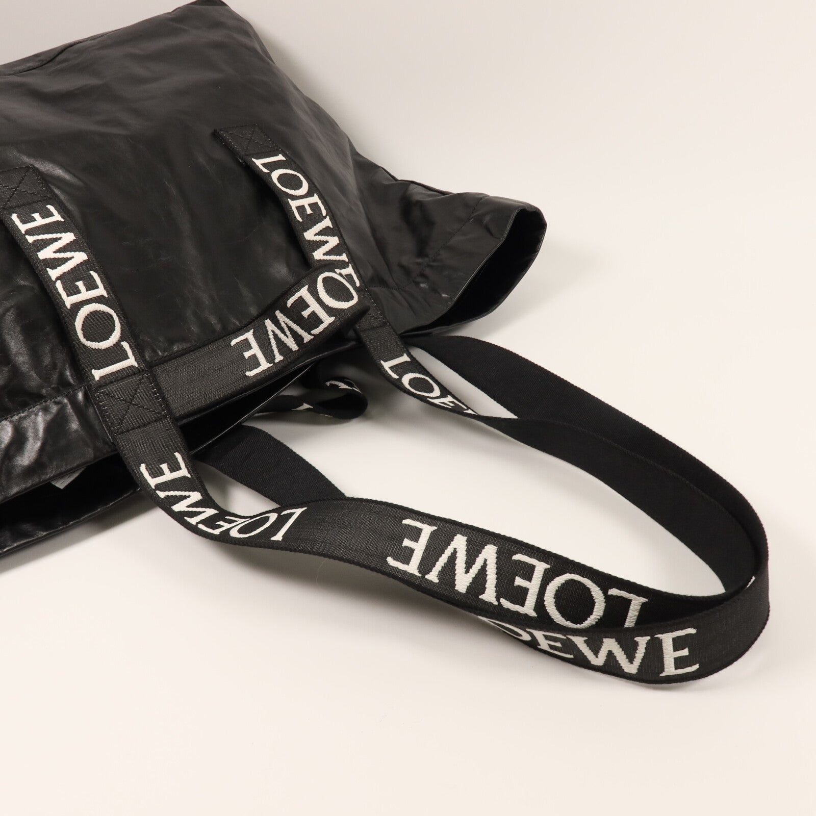 LOEWE 牛皮皮革Fold Shopper手挽袋