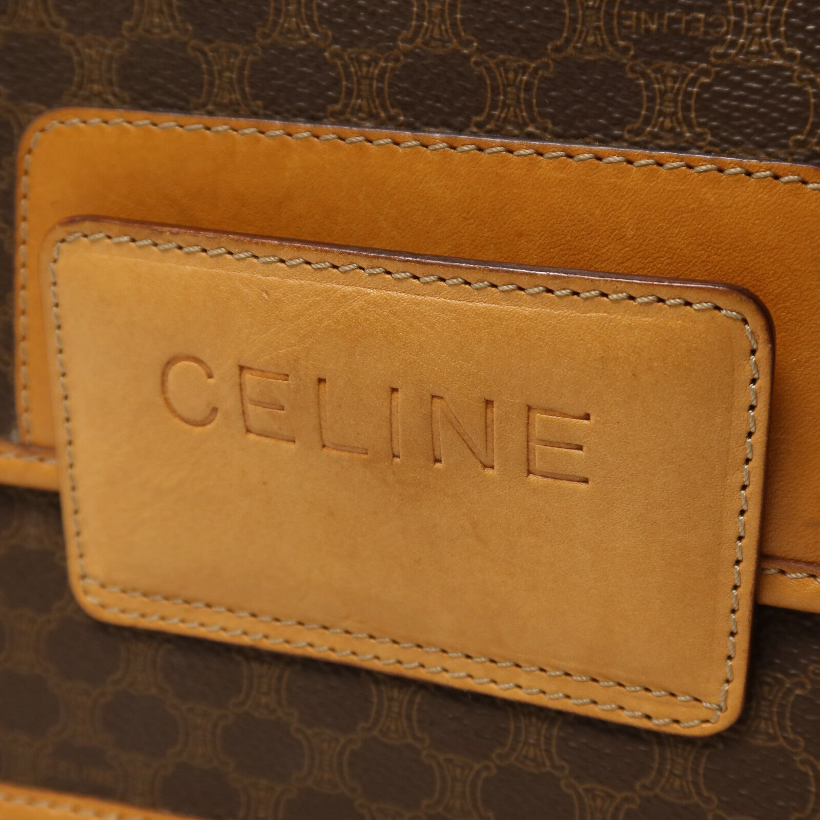 CELINE 塗層帆布Macadam金扣肩背袋