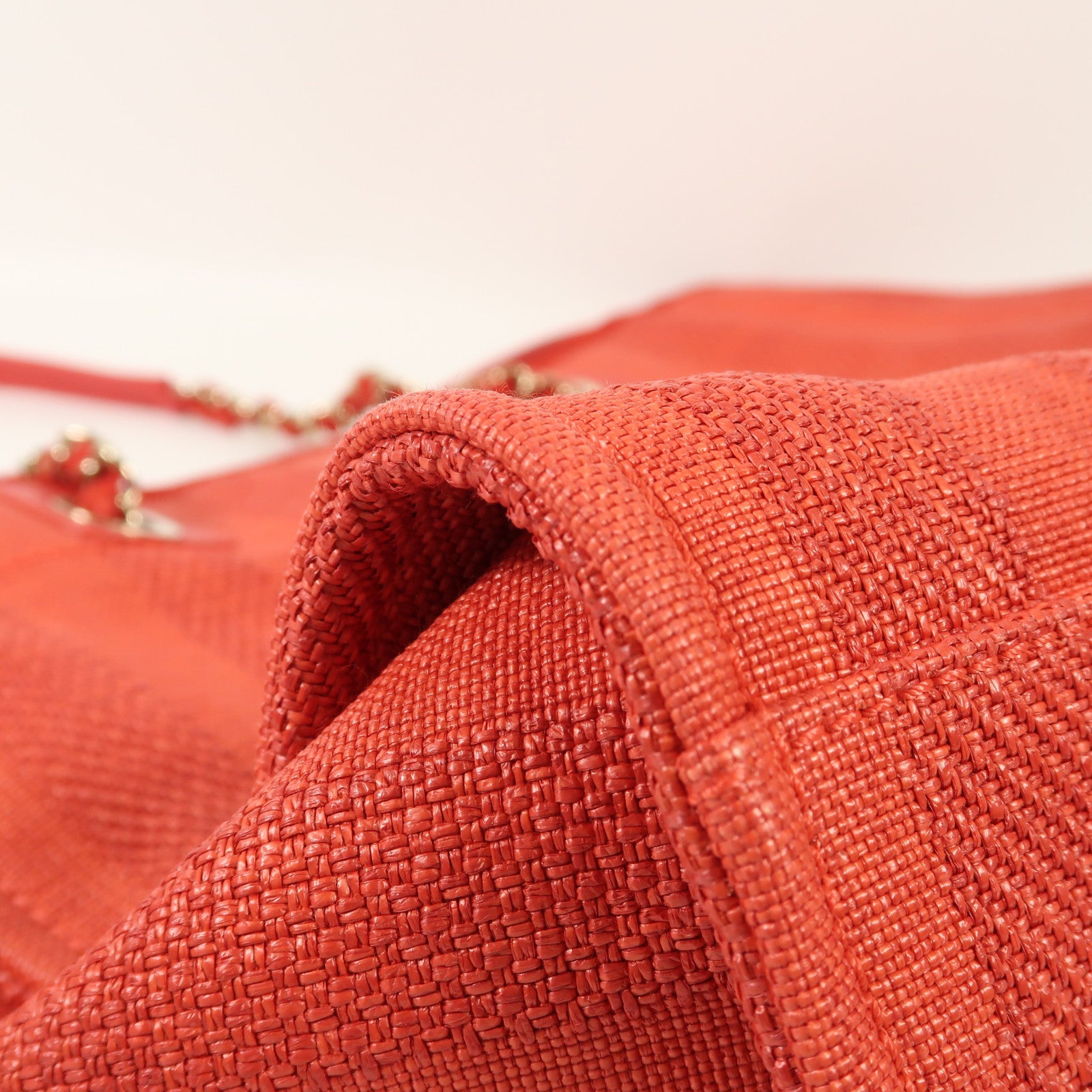 CHANEL 帆布Deauville MM金扣手挽袋