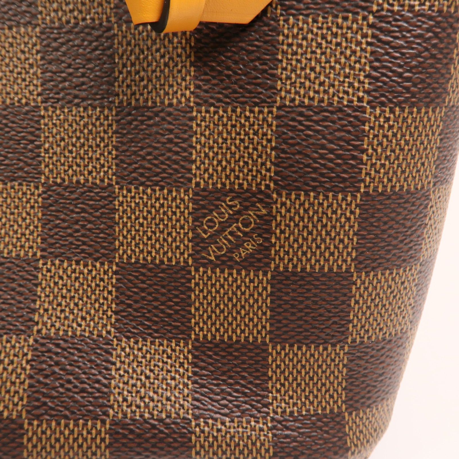 LOUIS VUITTON 【激減優惠】Damier NeoNoe MM金扣肩背袋