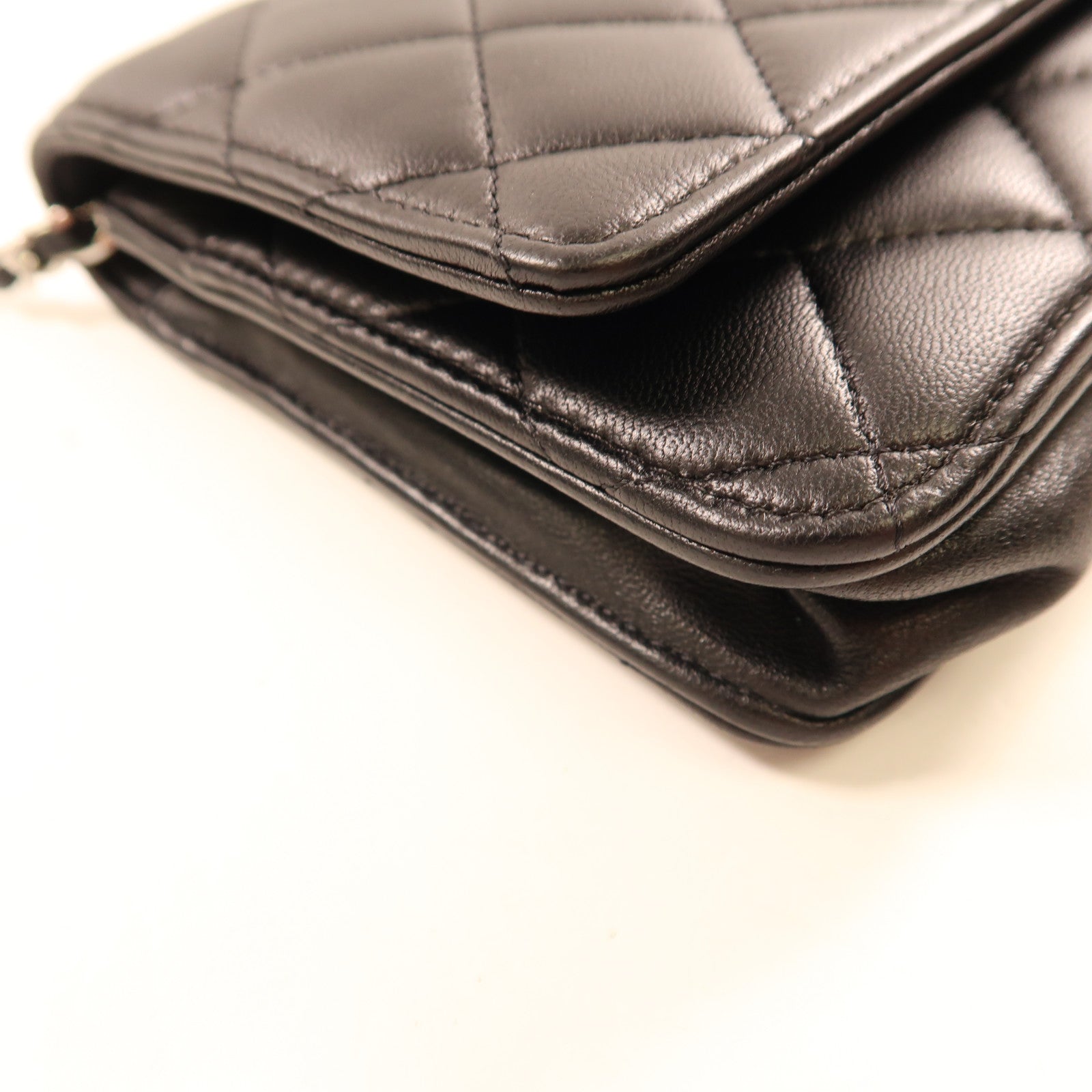 CHANEL 羊皮皮革Wallet On Chain銀扣鏈帶肩背袋