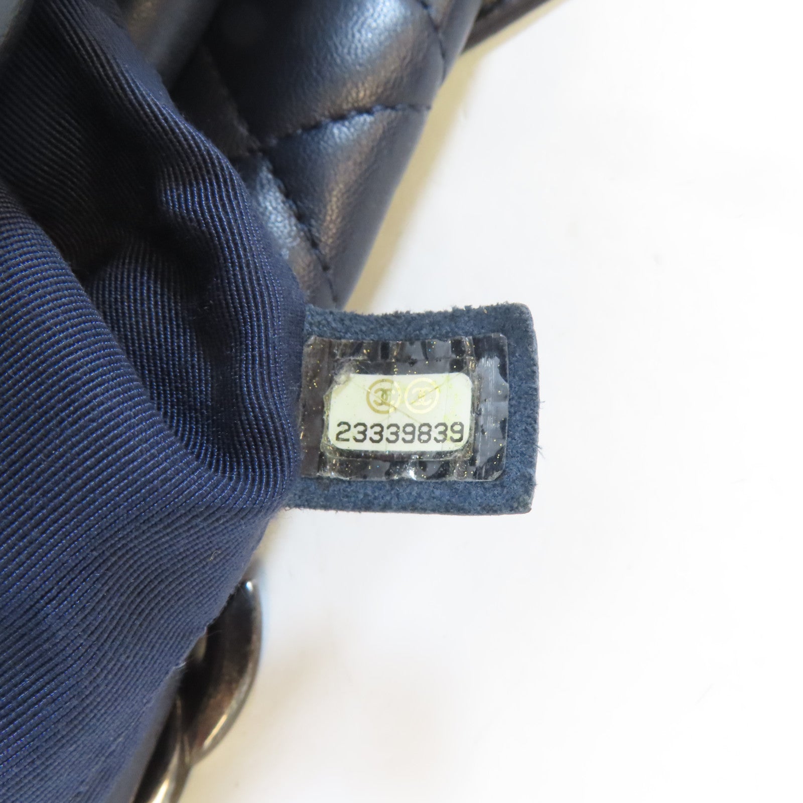 CHANEL 【激減優惠】菱格牛皮皮革Tote Bag黑扣鏈帶肩背袋深藍色
