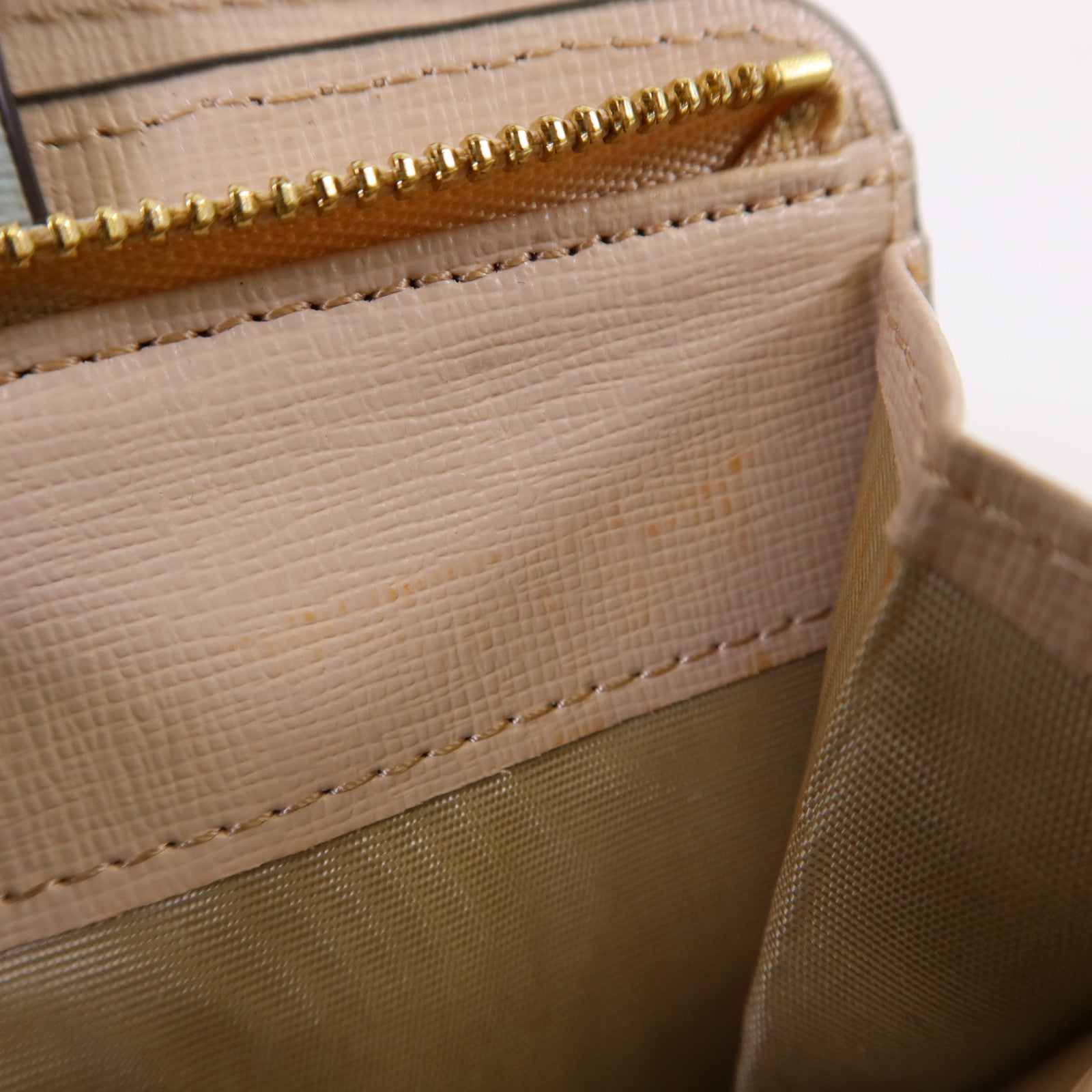 Furla 牛皮皮革Bifold Wallet金扣錢包