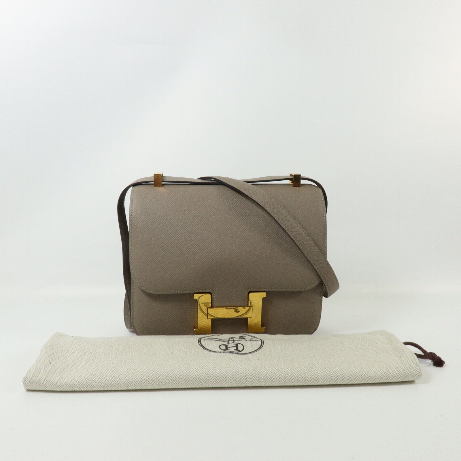 HERMES Epsom皮革Constance 24肩背袋Gris Asphalte