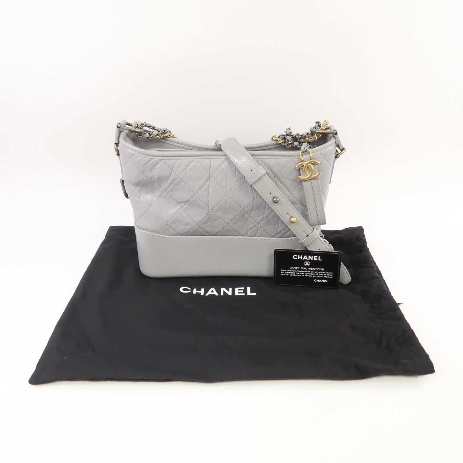 CHANEL 菱格牛皮皮革Gabrielle Medium鏈帶肩背袋灰色