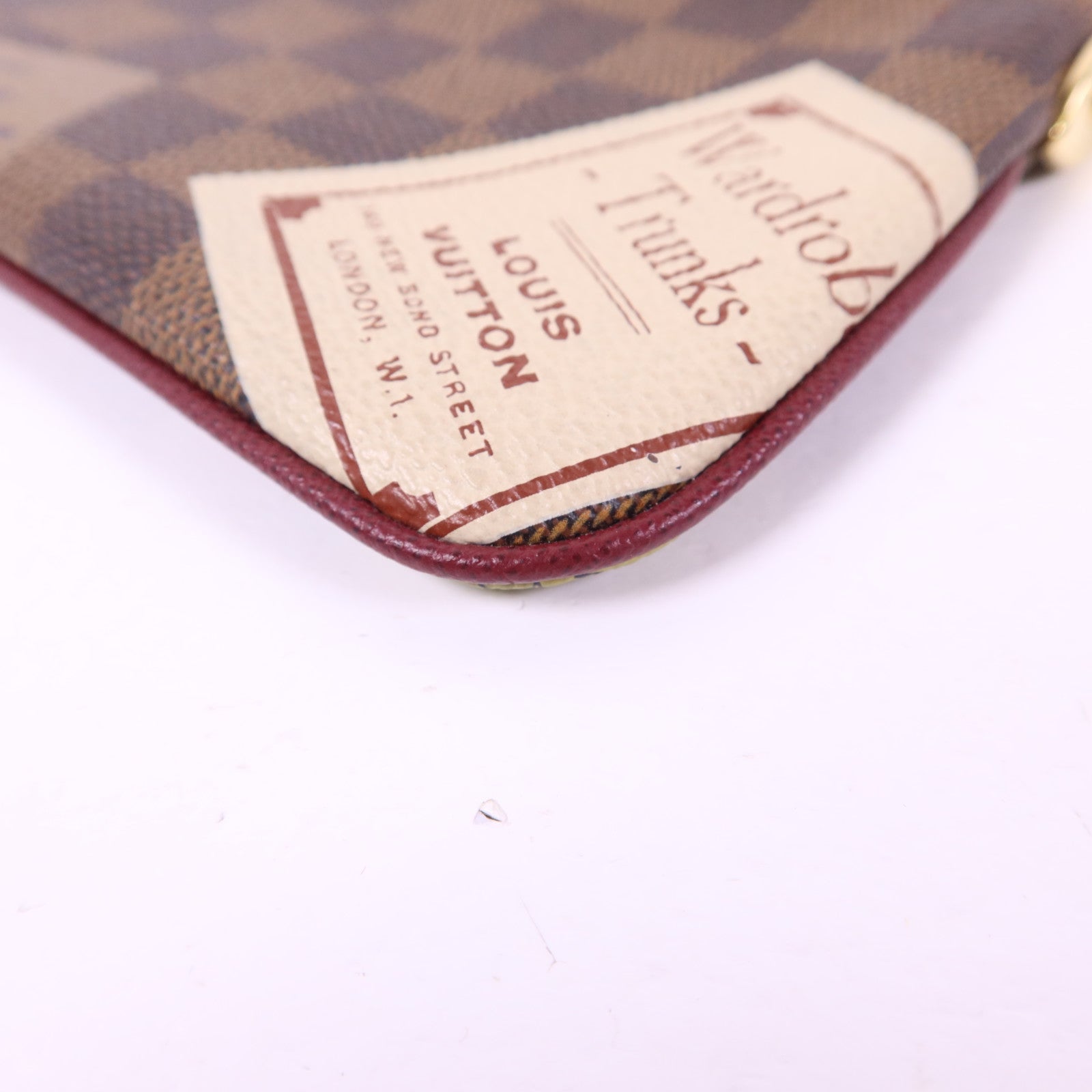 LOUIS VUITTON Damier Pochette Milla MM金扣鏈帶肩背袋