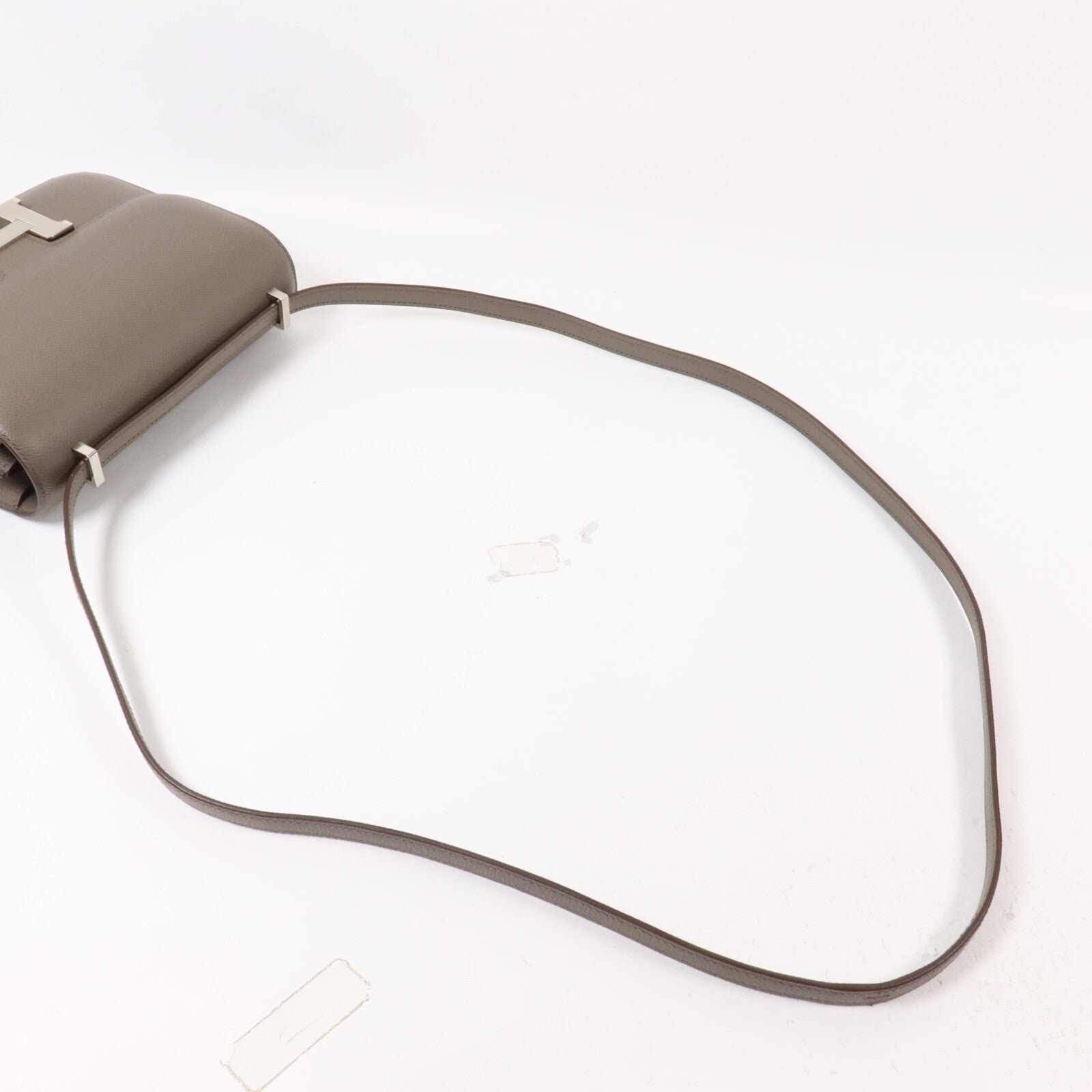 HERMES Epsom皮革Constance Mini肩背袋Etain