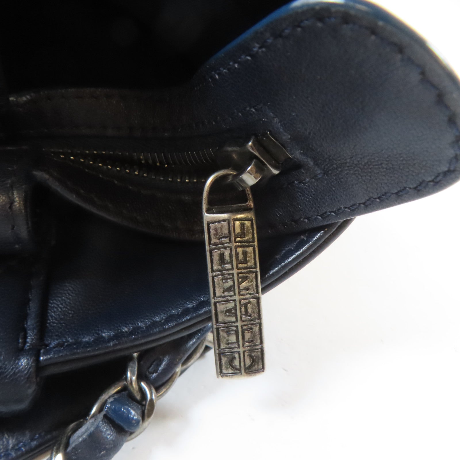 CHANEL 【激減優惠】菱格牛皮皮革Tote Bag黑扣鏈帶肩背袋深藍色