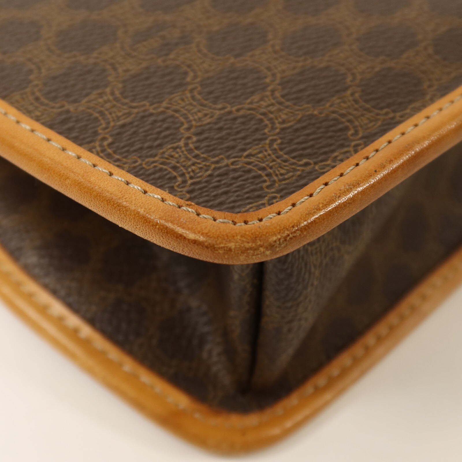 CELINE 塗層帆布Macadam金扣肩背袋
