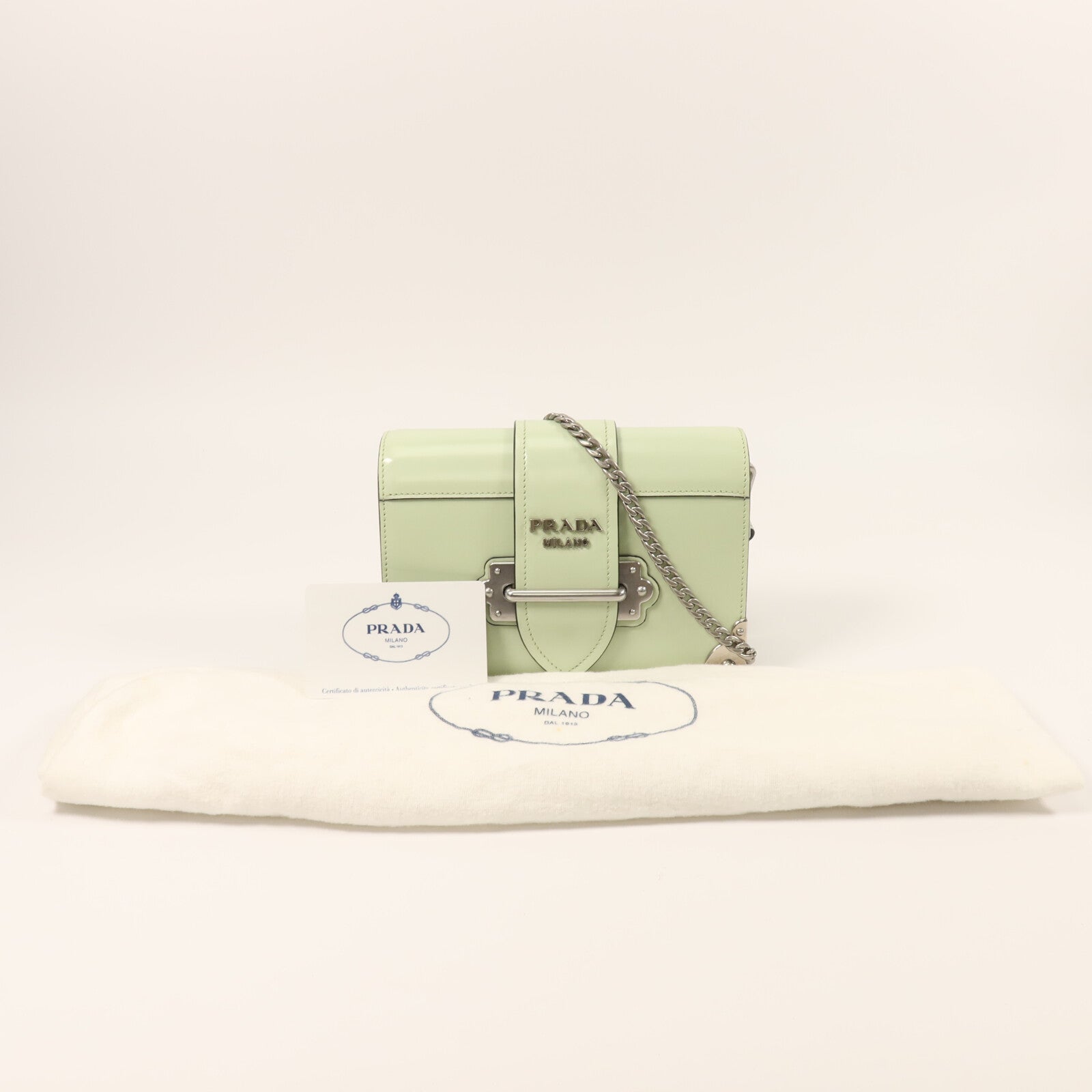 PRADA 牛皮皮革Cahier鏈帶肩背袋