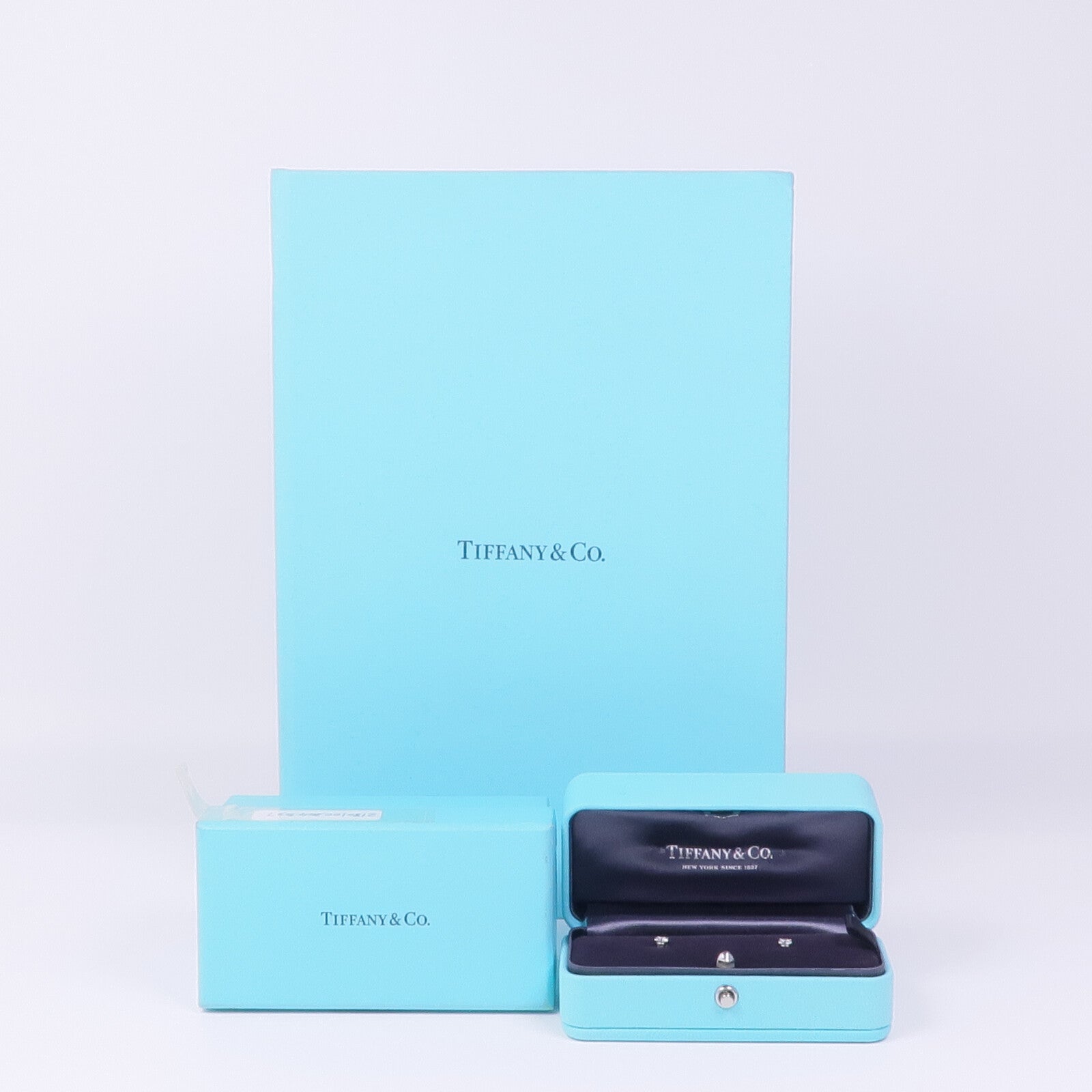 TIFFANY＆CO PT950鉑金Solitaire Diamond Stud Earrings鑽石耳環