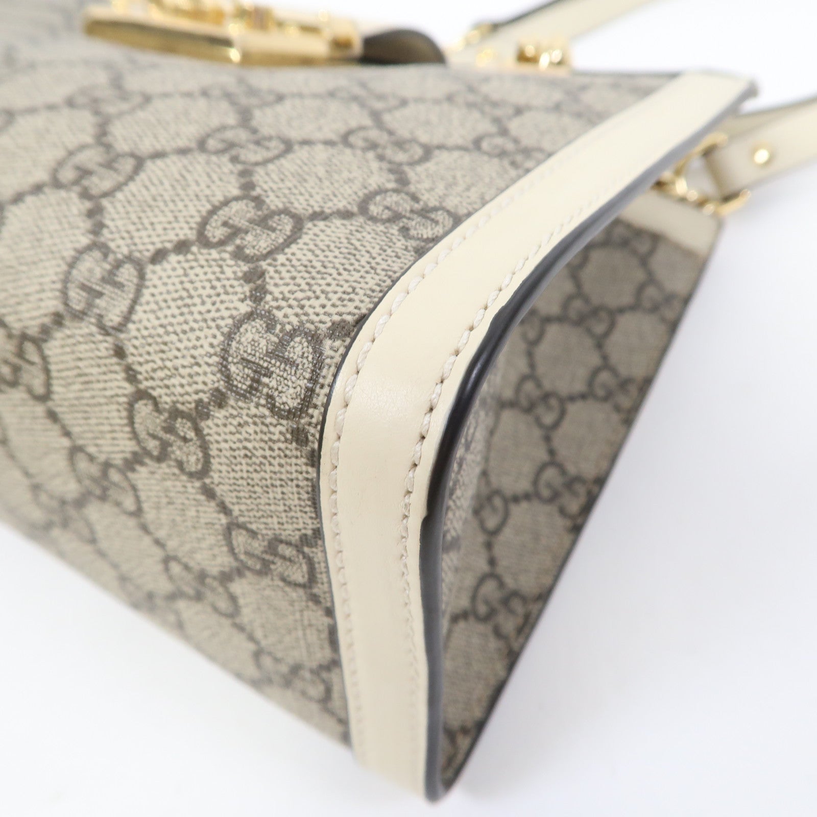 GUCCI 塗層帆布Padlock GG Small金扣鏈帶肩背袋啡色/白色