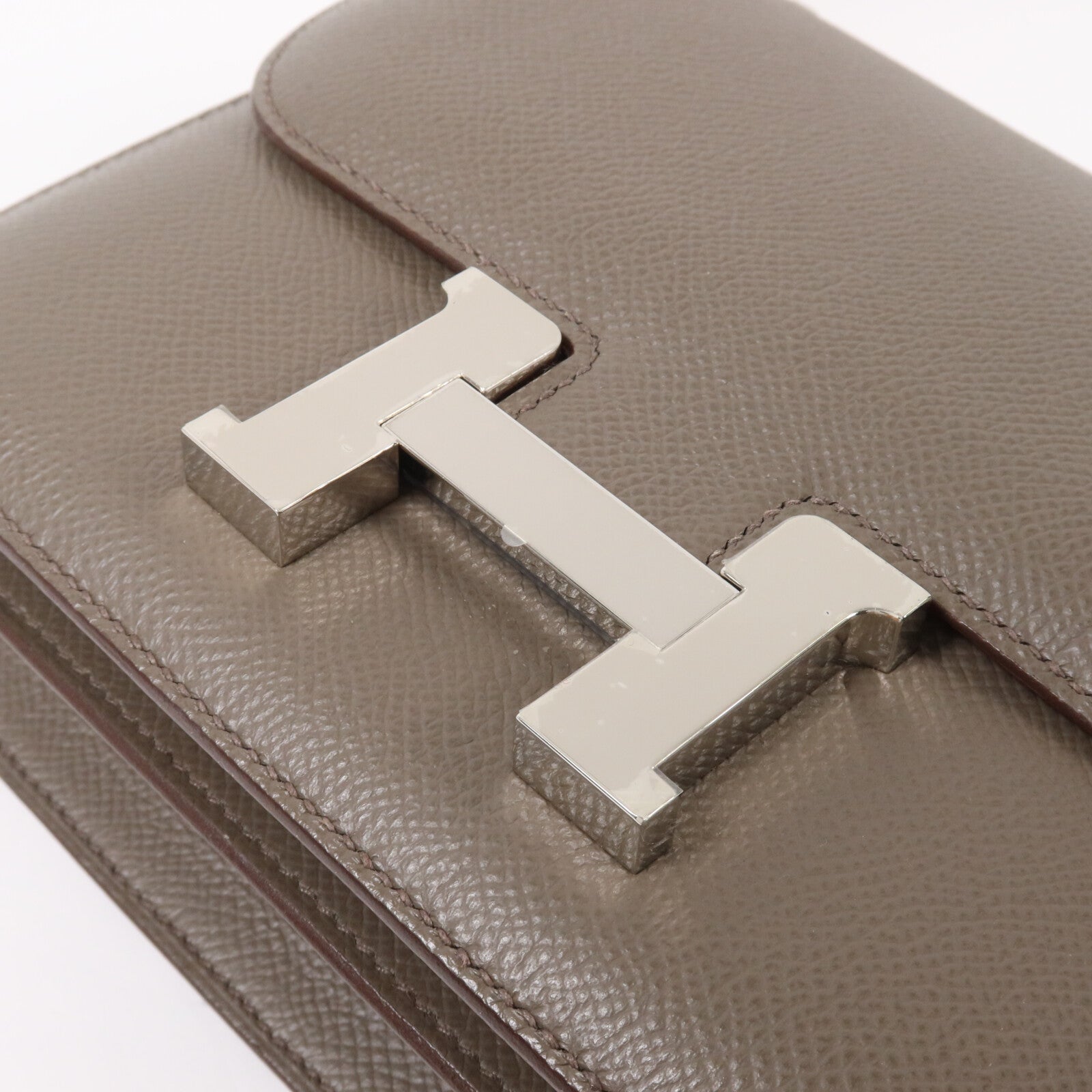 HERMES Epsom皮革Constance Mini肩背袋Etain