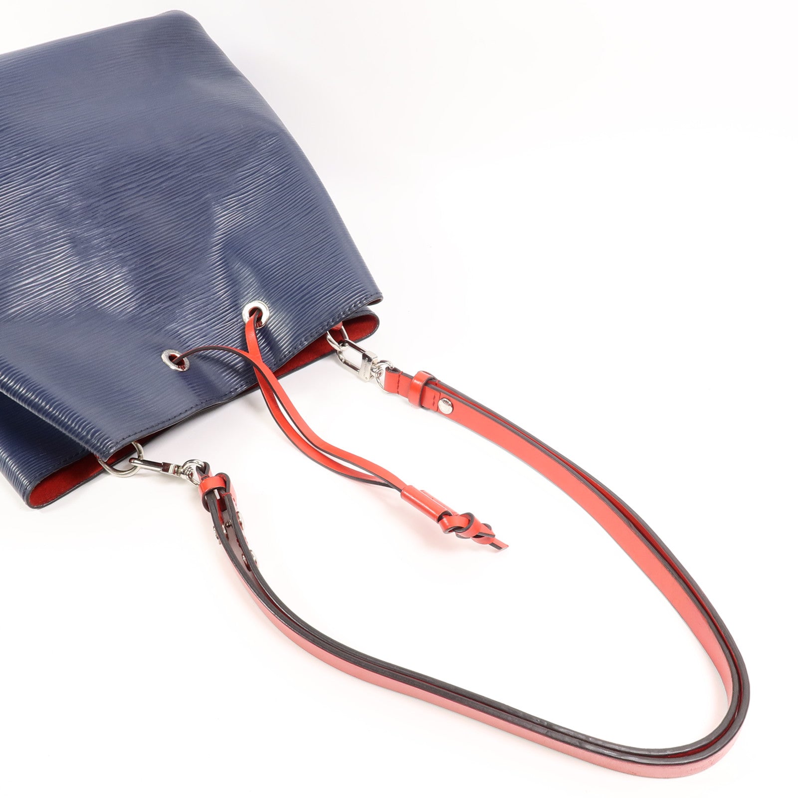 LOUIS VUITTON Epi Neo Noe MM銀扣肩背袋