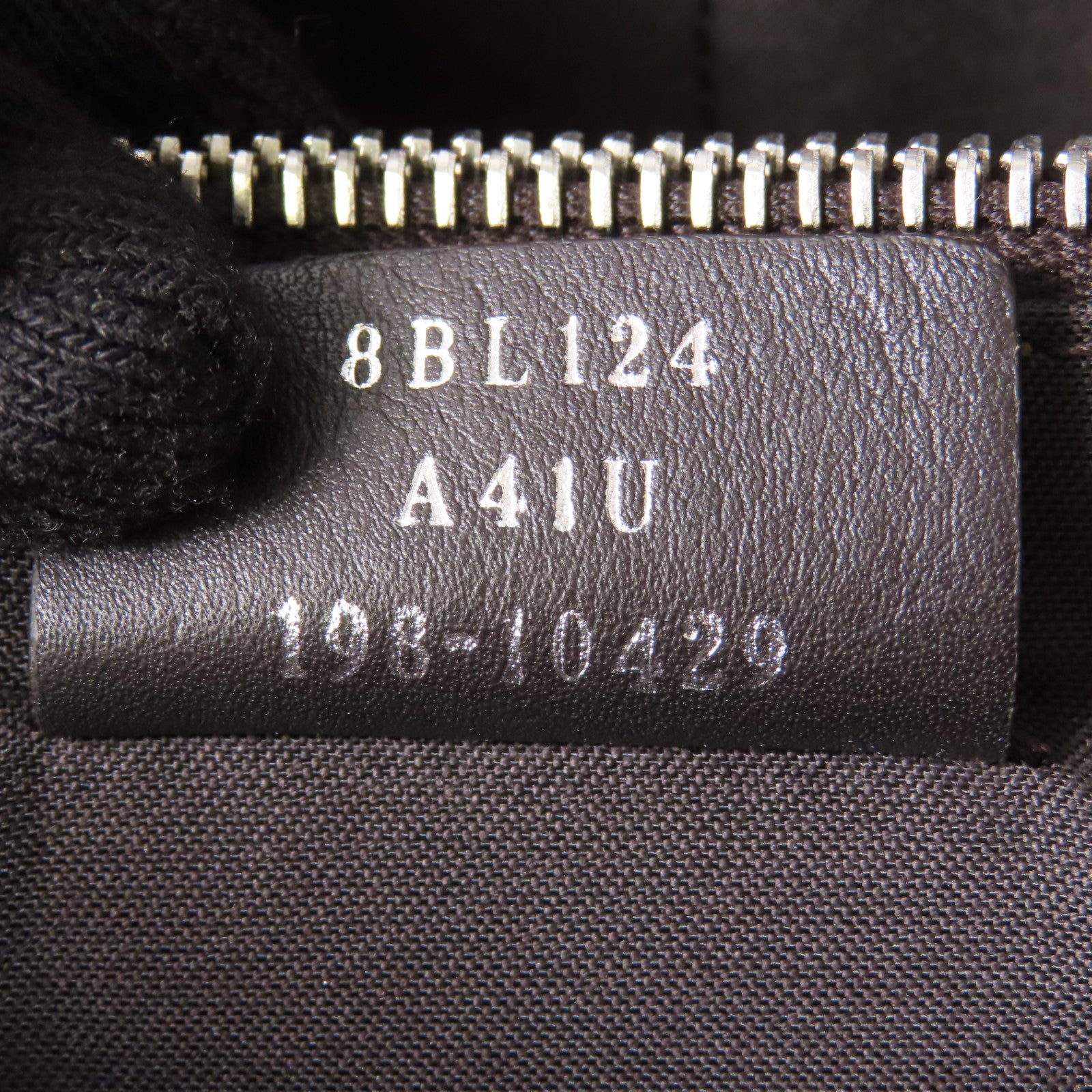 FENDI 牛皮皮革By The Way銀扣肩背袋
