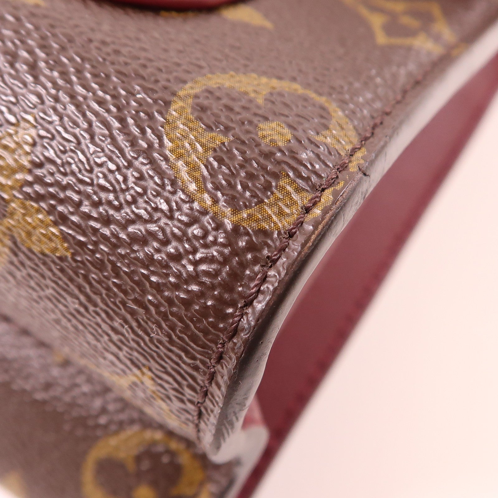 LOUIS VUITTON Monogram Victoire金扣鏈帶肩背袋