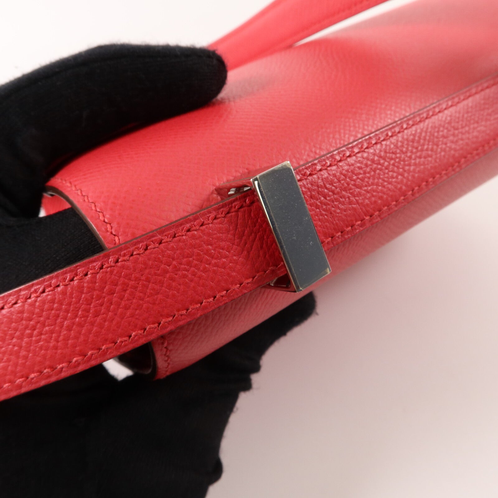 HERMES Epsom皮革Constance 24肩背袋Rose Extreme