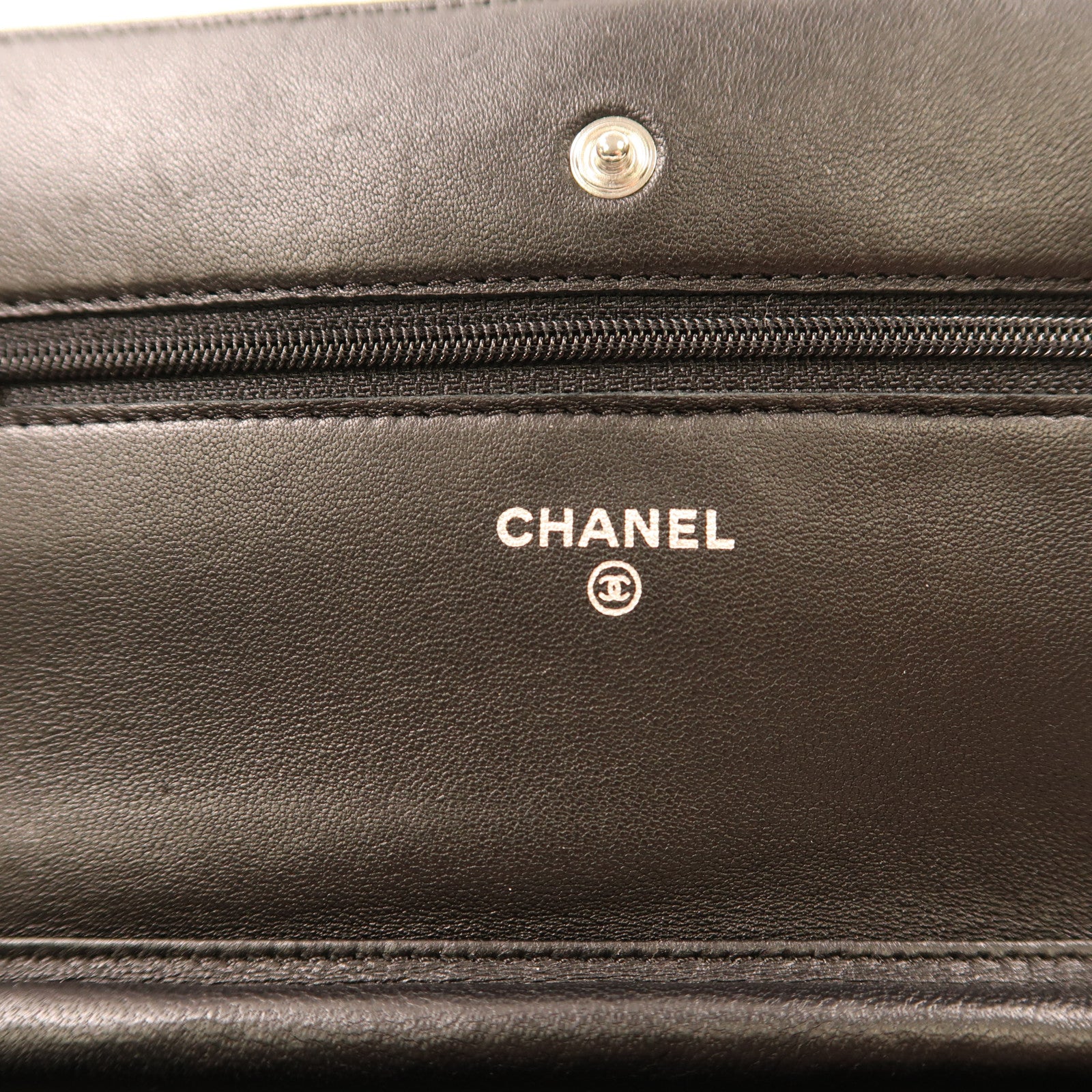 CHANEL 羊皮皮革Wallet On Chain銀扣鏈帶肩背袋