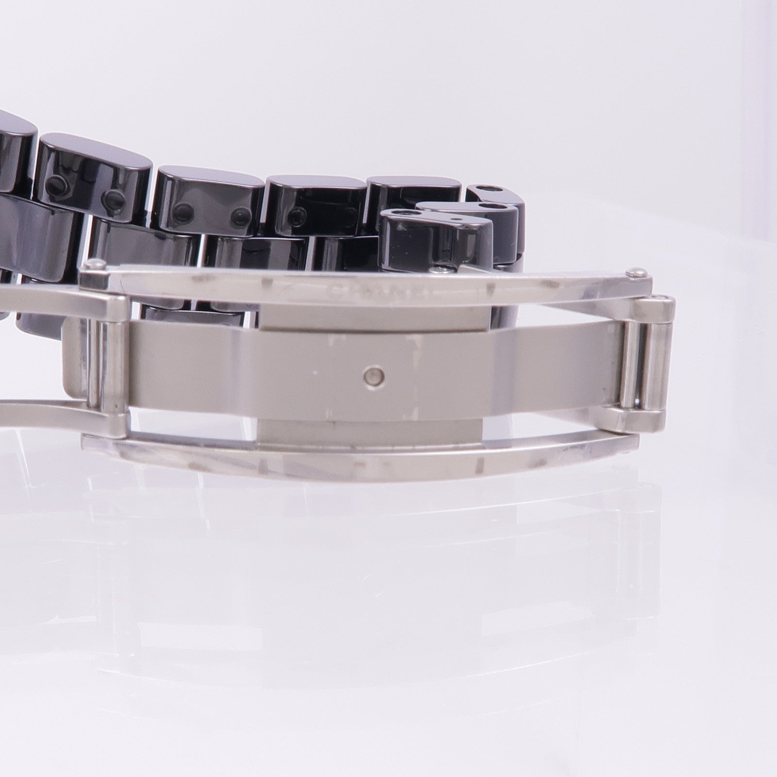 CHANEL J12 H0682