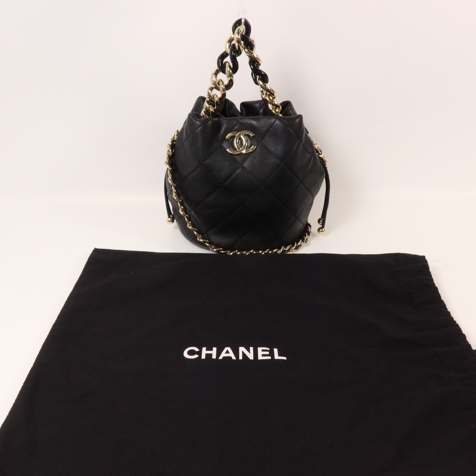 CHANEL 牛皮皮革Bucket Bag鏈帶手挽肩背兩用袋