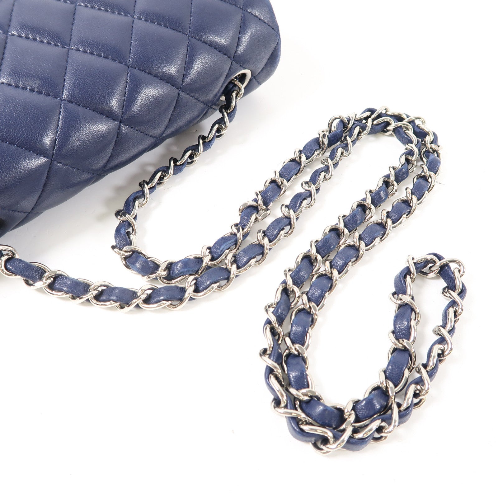 CHANEL 菱格羊皮皮革Classic 20銀扣鏈帶肩背袋深藍色