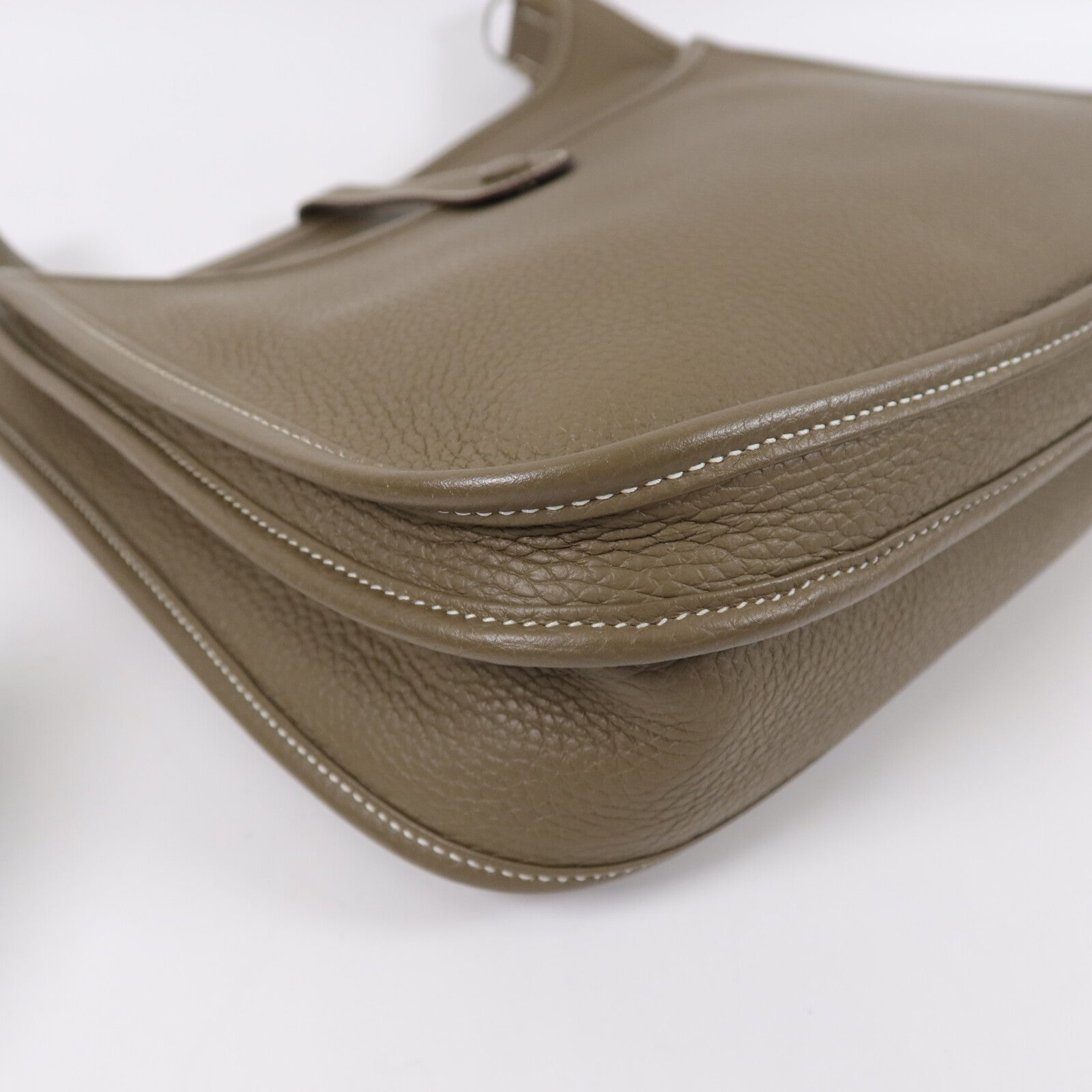 HERMES Clemence皮革Evelyne PM 肩背袋Etoupe