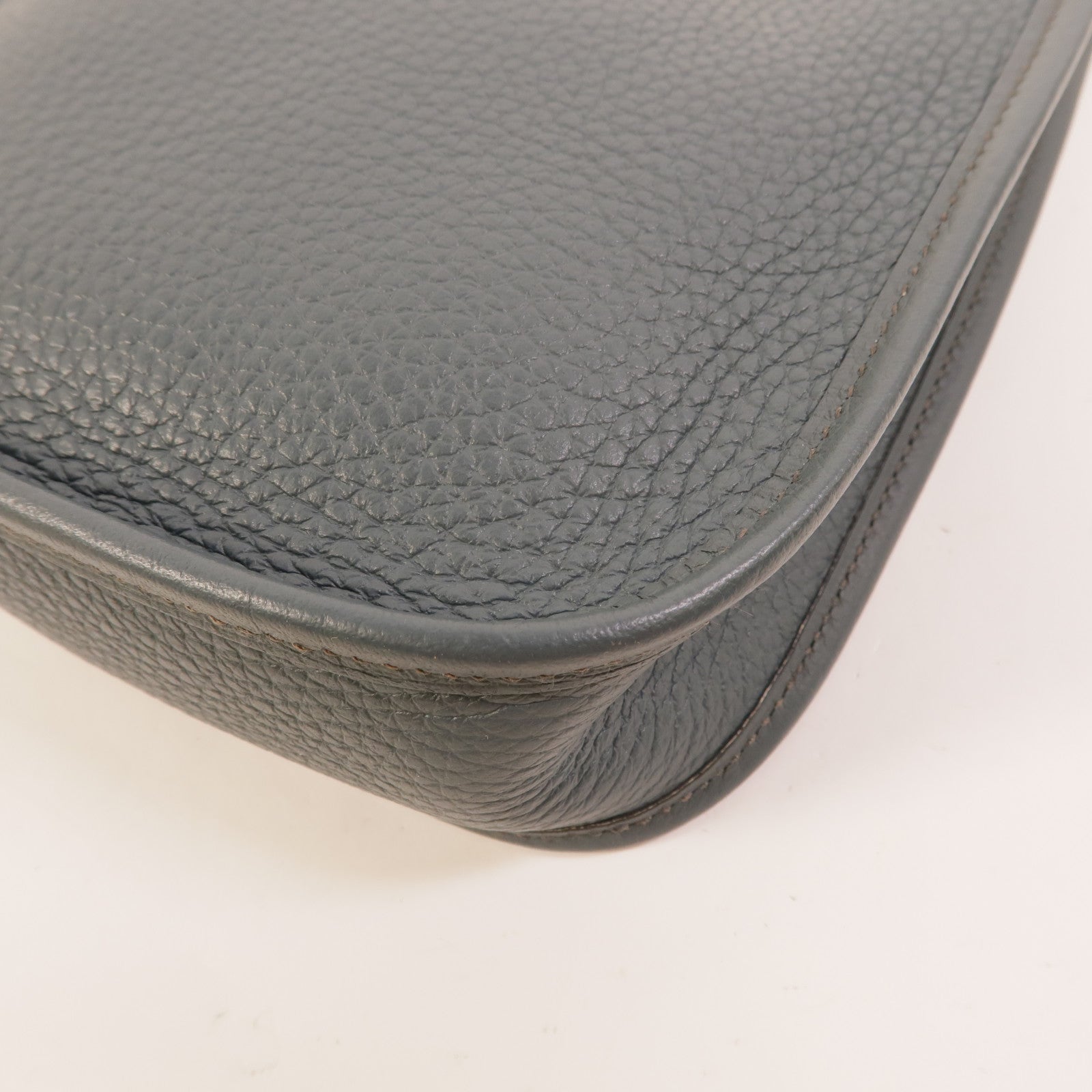 HERMES Clemence皮革Evelyne TPM肩背袋Bleu Orage