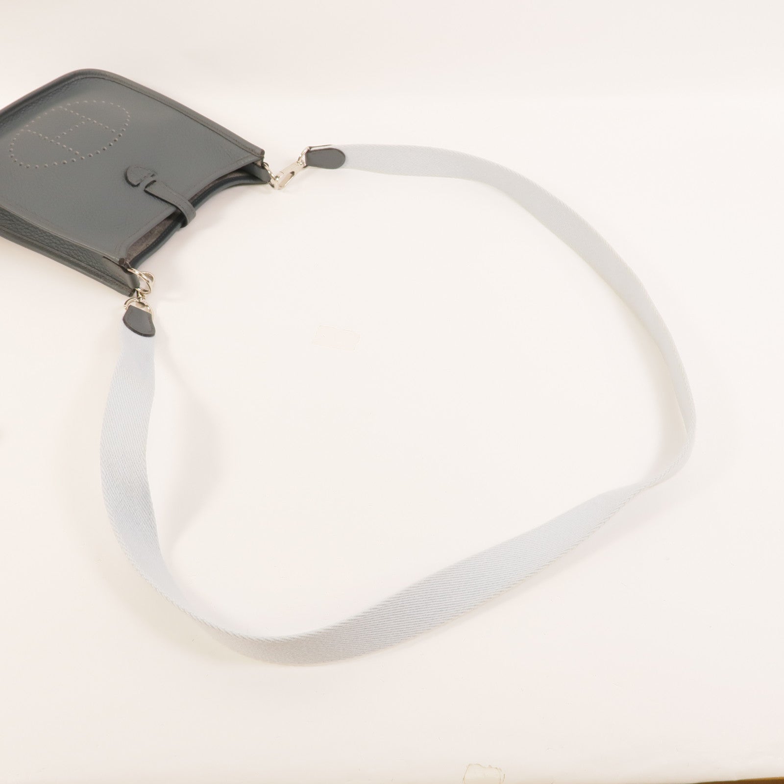 HERMES Clemence皮革Evelyne TPM肩背袋Bleu Orage