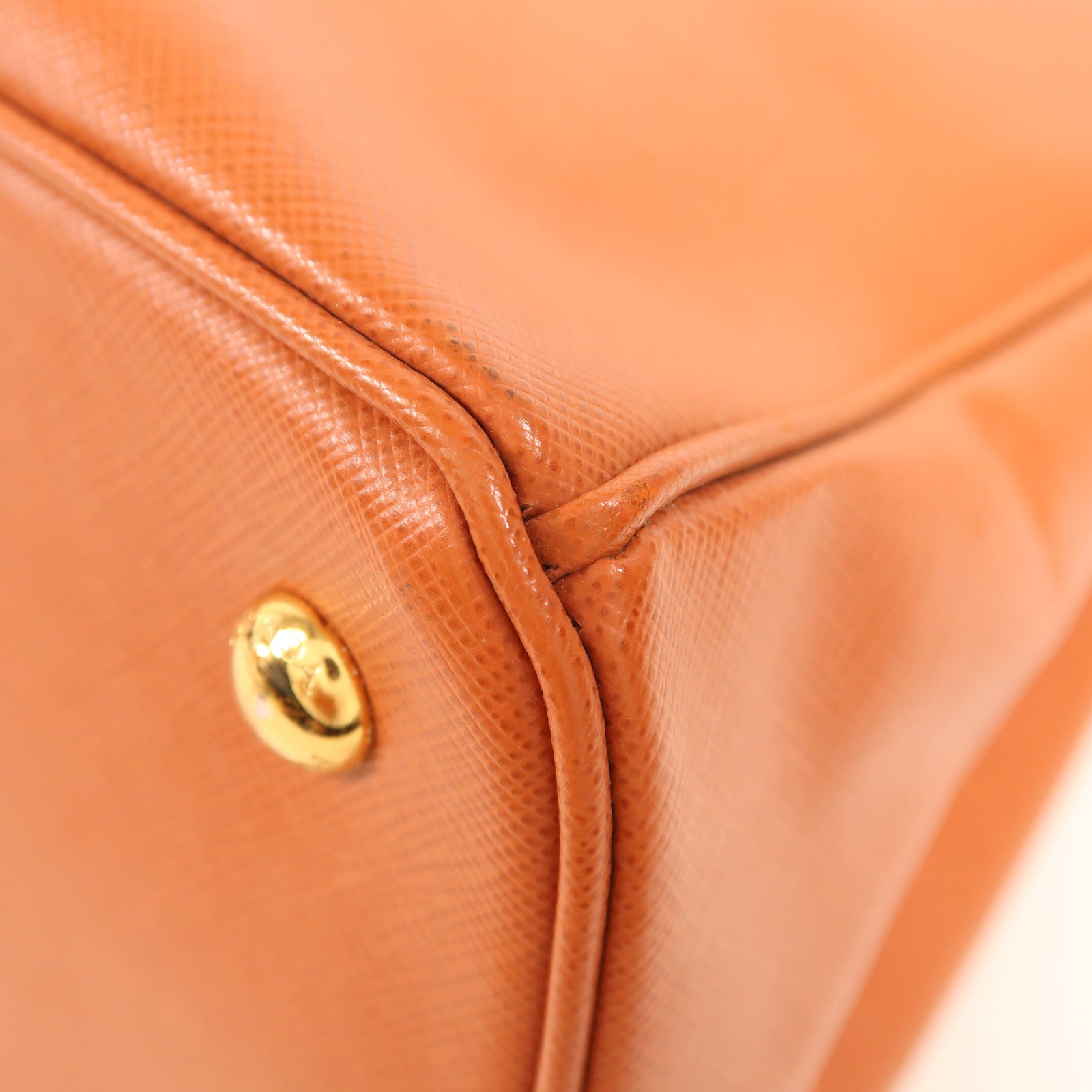 PRADA 牛皮皮革Saffiano Lux金扣手挽肩背兩用袋