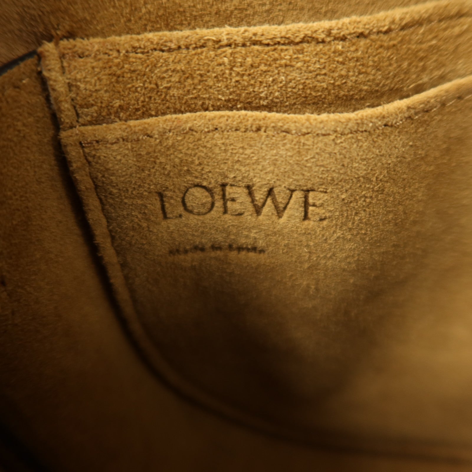 LOEWE 牛皮皮革Mini Gate金扣肩背袋