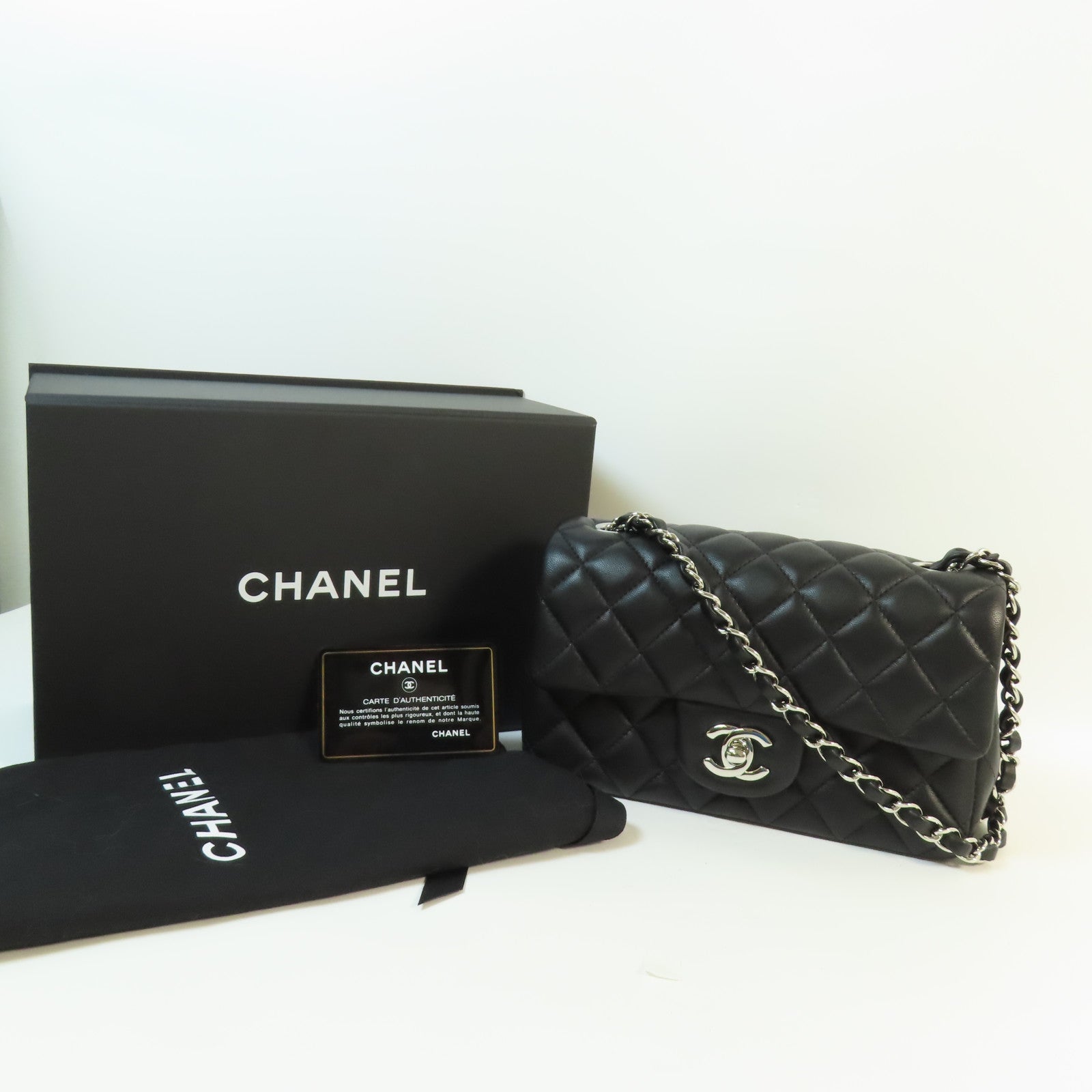 CHANEL 羊皮皮革Mini Classic 20銀扣鏈帶肩背袋