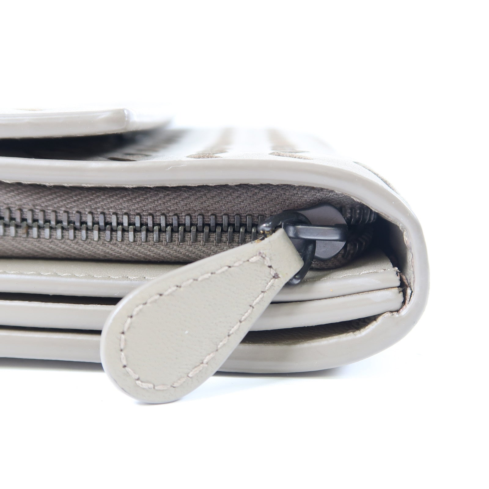 BOTTEGA VENETA 羊皮皮革Wallet銀扣錢包灰色