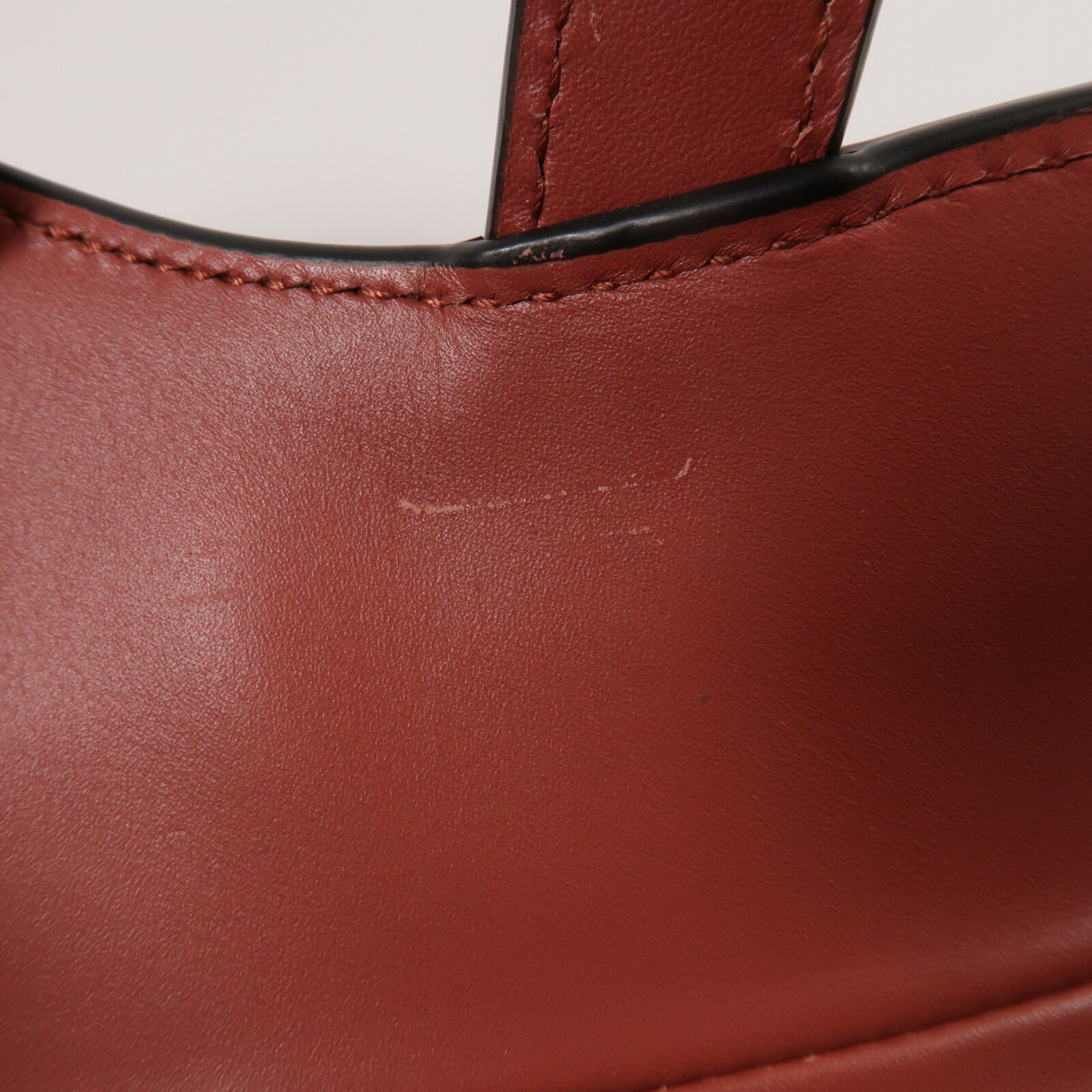 Dior 牛皮皮革Mini Saddle肩背袋